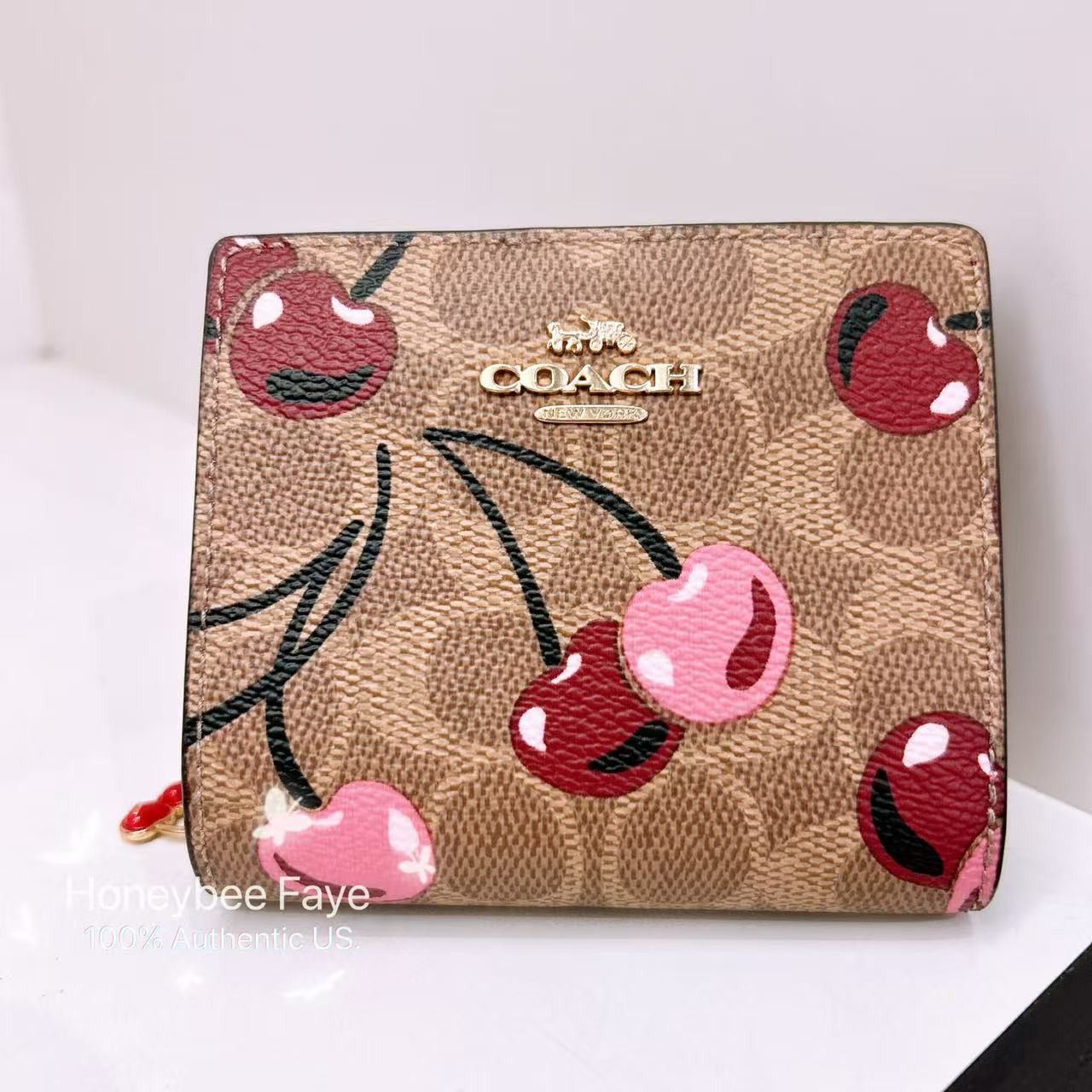 折りたたみ財布 COACH Snap Wallet With Cherry Print CR940 COACH Cr940 - SNAP WALLET WITH CHERRY PRINT - IM/FLOWER PINK