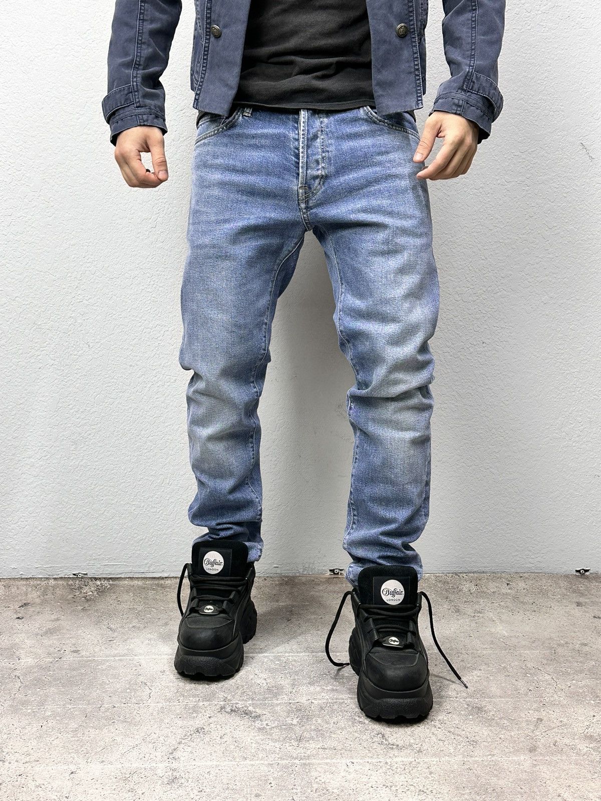 Carhartt Carhartt Blue Slim Denim Pants Excellent Condition Size 30 Size US 30 / EU 46 - 3 Thumbnail