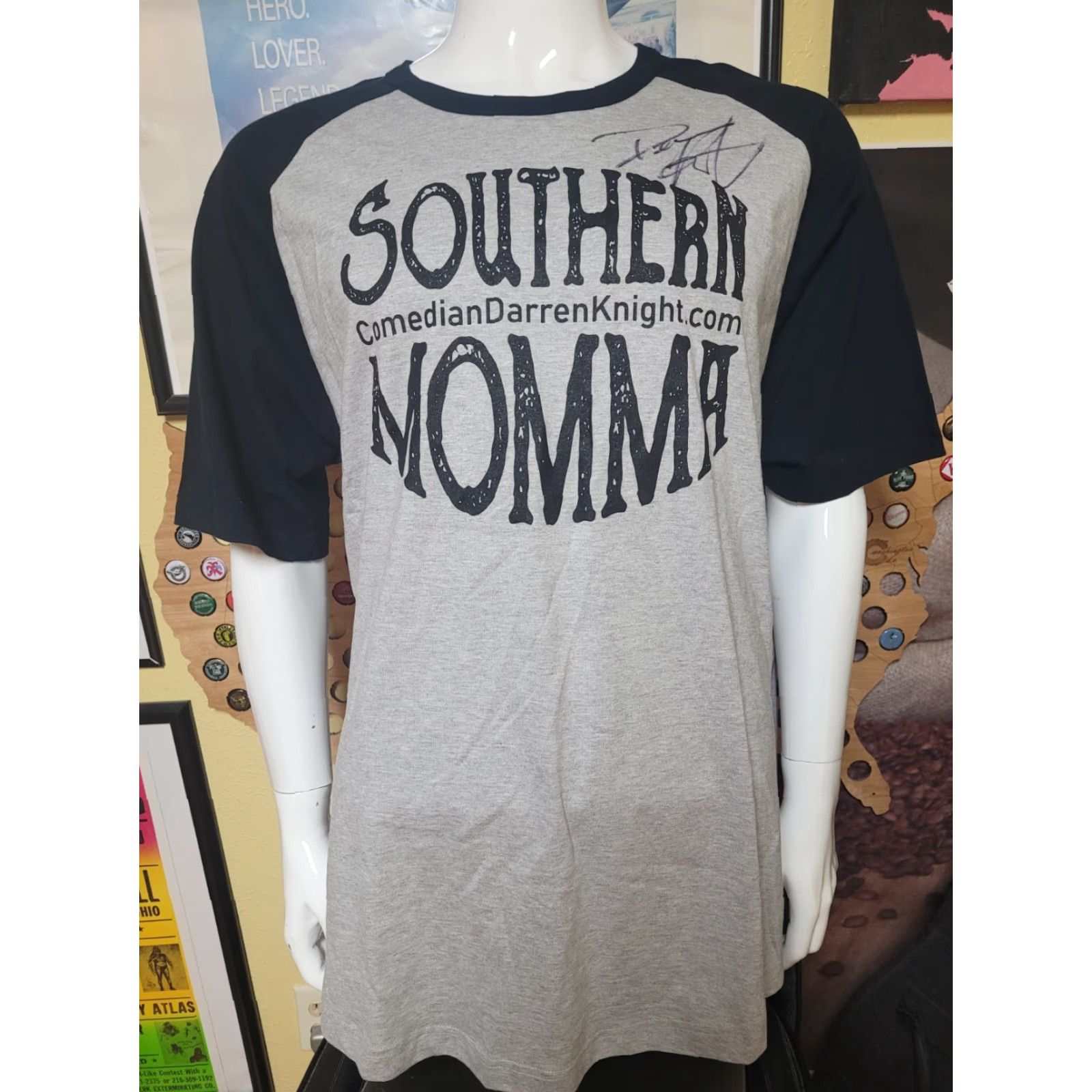 MoMA Darren Knight Southern Momma Autographed T Shirt XL Men Gray Sports Tek Cotton Raglan Crew Neck Short Sleeve Shirt Size US XL / EU 56 / 4 - 2 Thumbnail