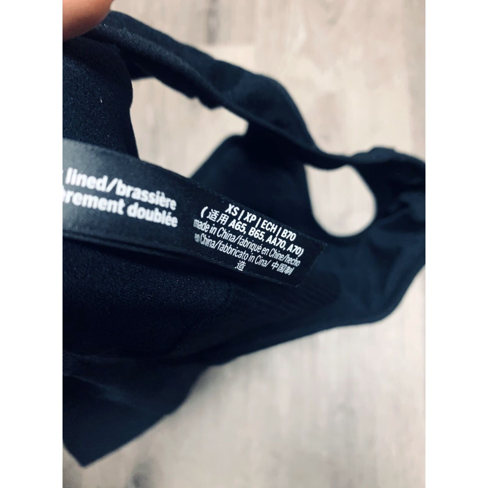 Vintage Victoria’s Secret PINK Active Sports Bra XS Seamless Lightly Lined Black Womens Sports Bra Size ONE SIZE - 5 Thumbnail
