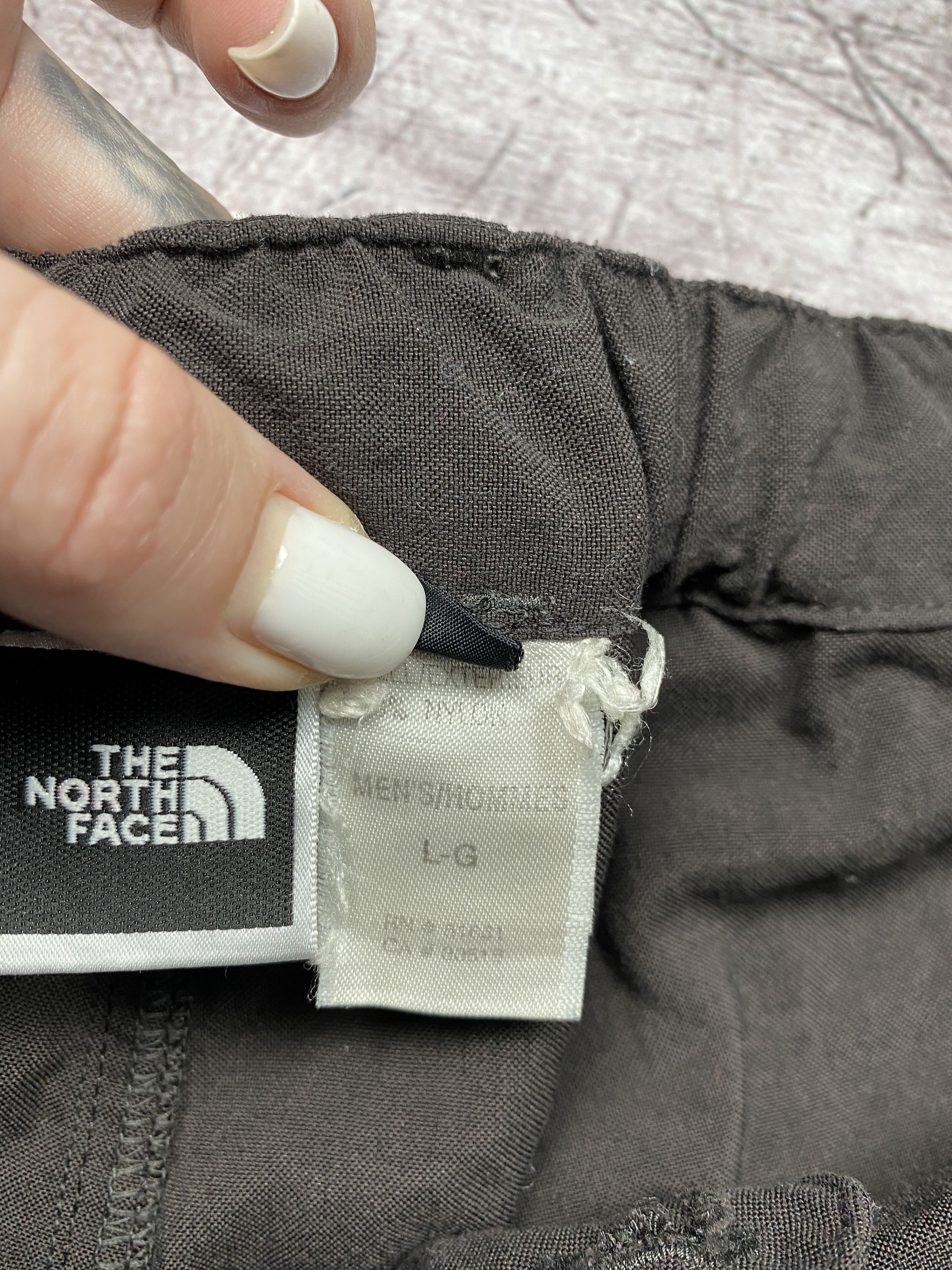 The North Face The North Face TNF Vintage Mens Cargo Shorts Y2K Size US 34 / EU 50 - 6 Thumbnail