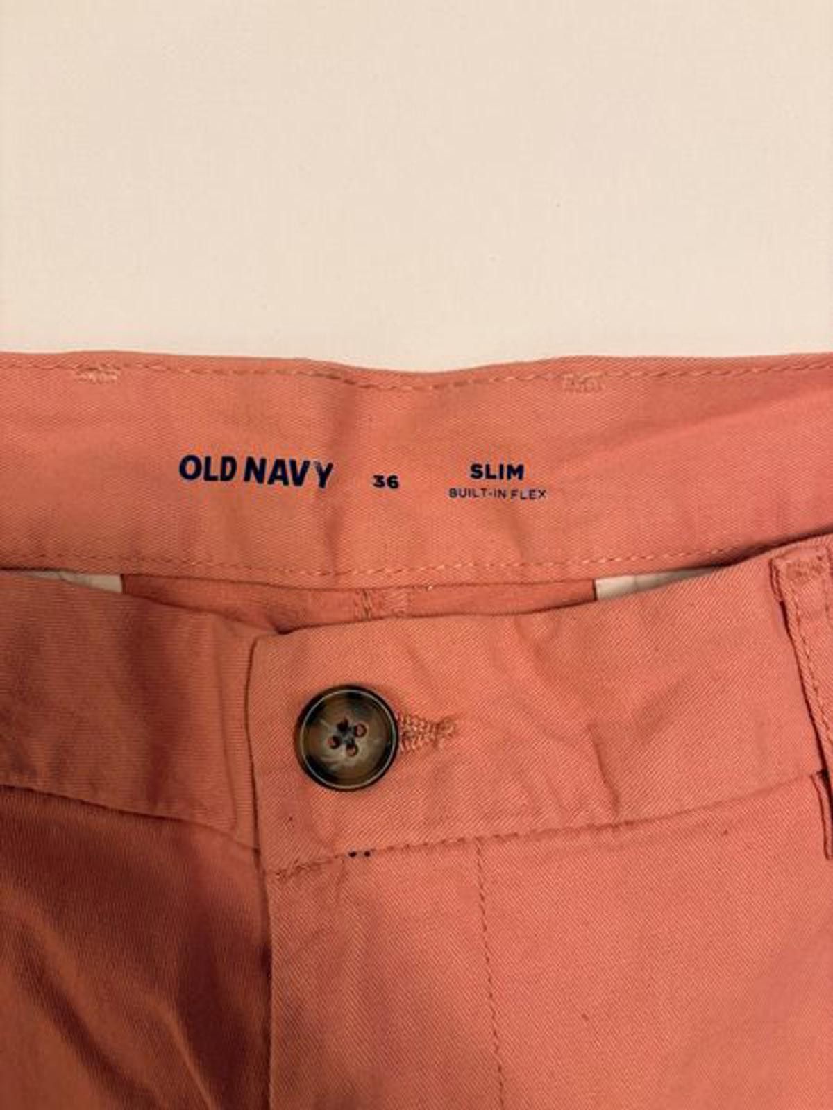 Old Navy Old Navy Flat-Front Chino Shorts (Size 36) Size US 36 / EU 52 - 2 Thumbnail