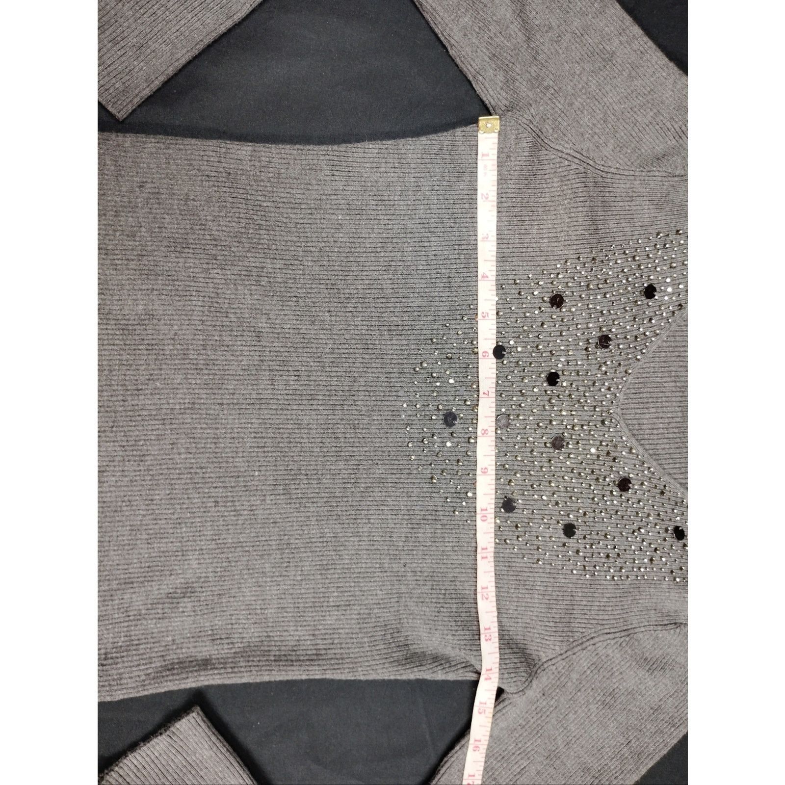 Amiri Women's Grey Long Sleeve V-Neck Sequin Ribbed Tee Size S / US 4 / IT 40 - 4 Thumbnail