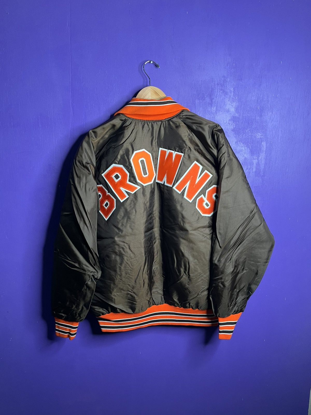 NFL × Vintage Vintage 90s Rick Cleveland browns satin style jacket Size US XL / EU 56 / 4 - 2 Thumbnail