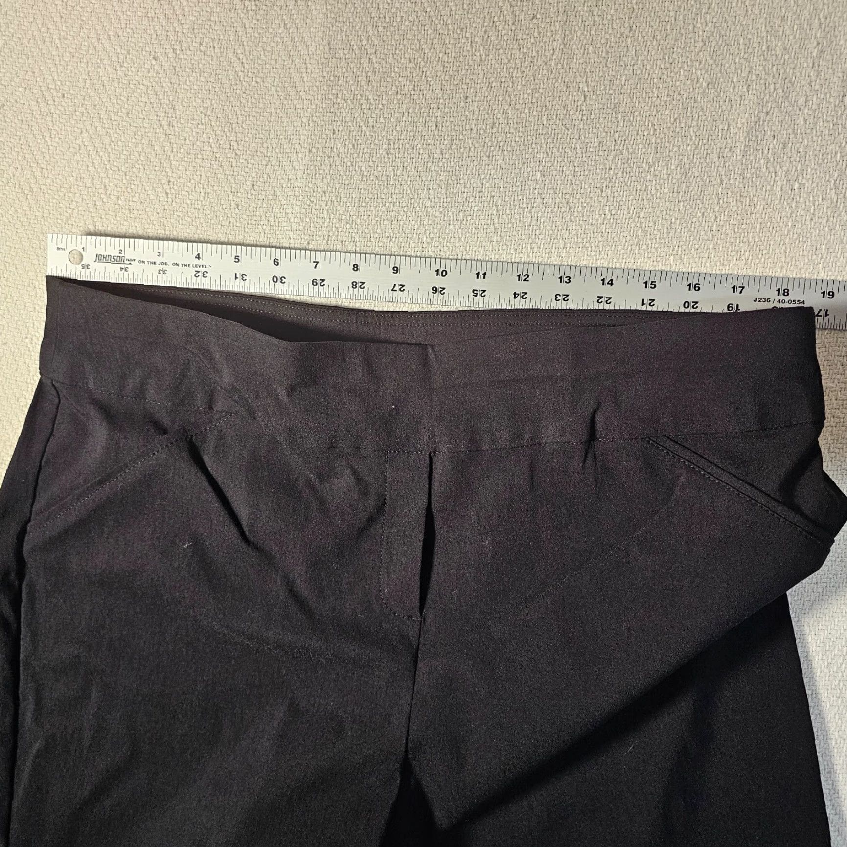 Vintage Alfred Dunner Women's Classics Pull-On Crop Leg Pants Black Size 16 Size 25" / US 0 / IT 36 - 4 Thumbnail