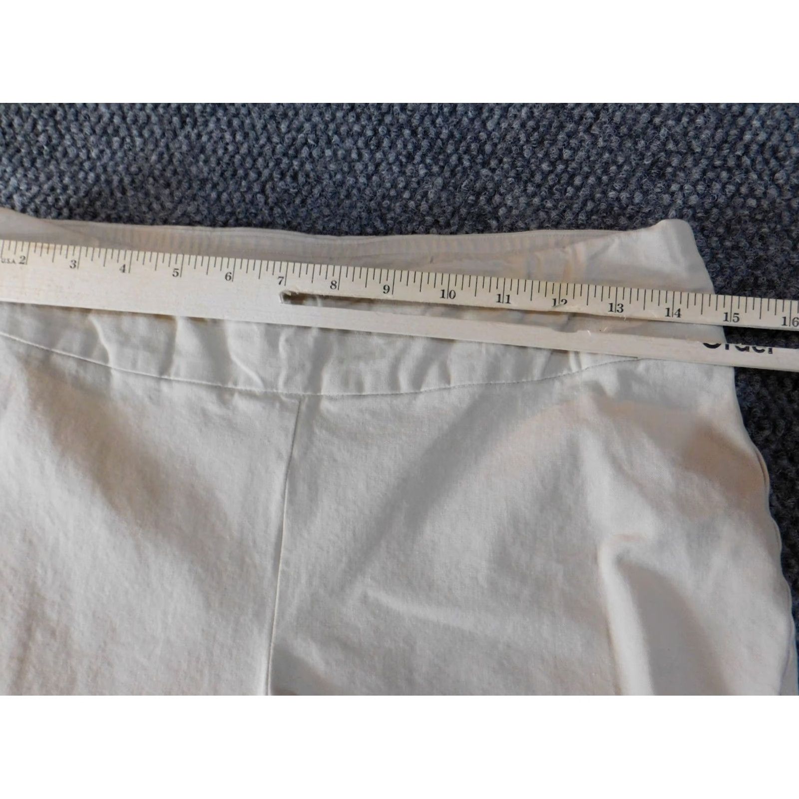 Vintage Crown & Ivy Shorts 6 Womens Beige Chino Casual Size 29" - 3 Thumbnail