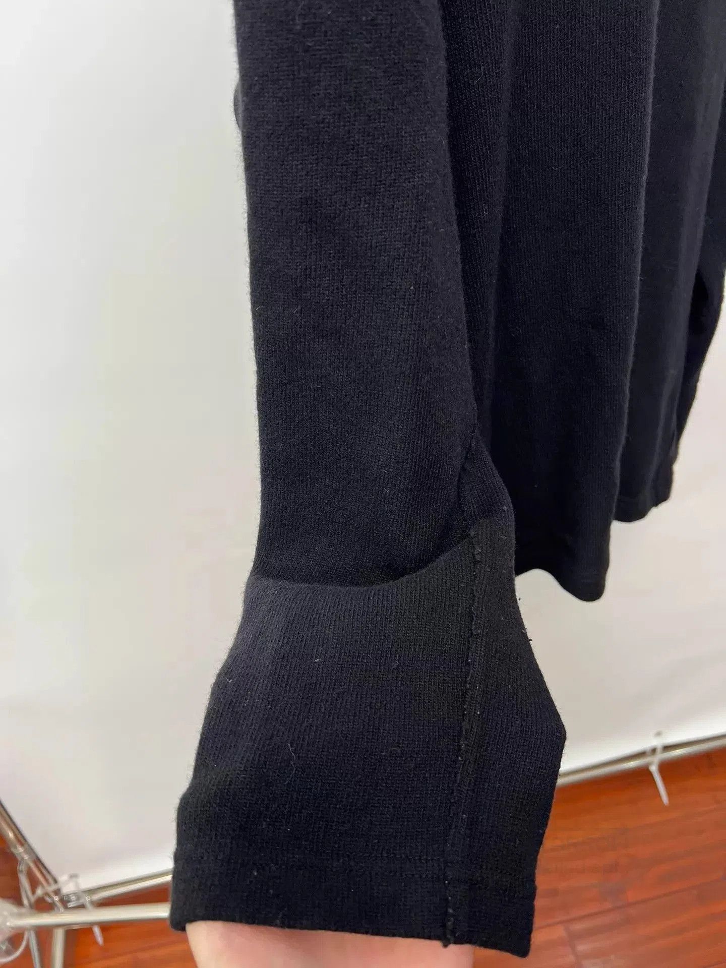 Yohji Yamamoto Black Cowl Neck Long Sleeve Hoodie. Size US L / EU 52-54 / 3 - 3 Thumbnail
