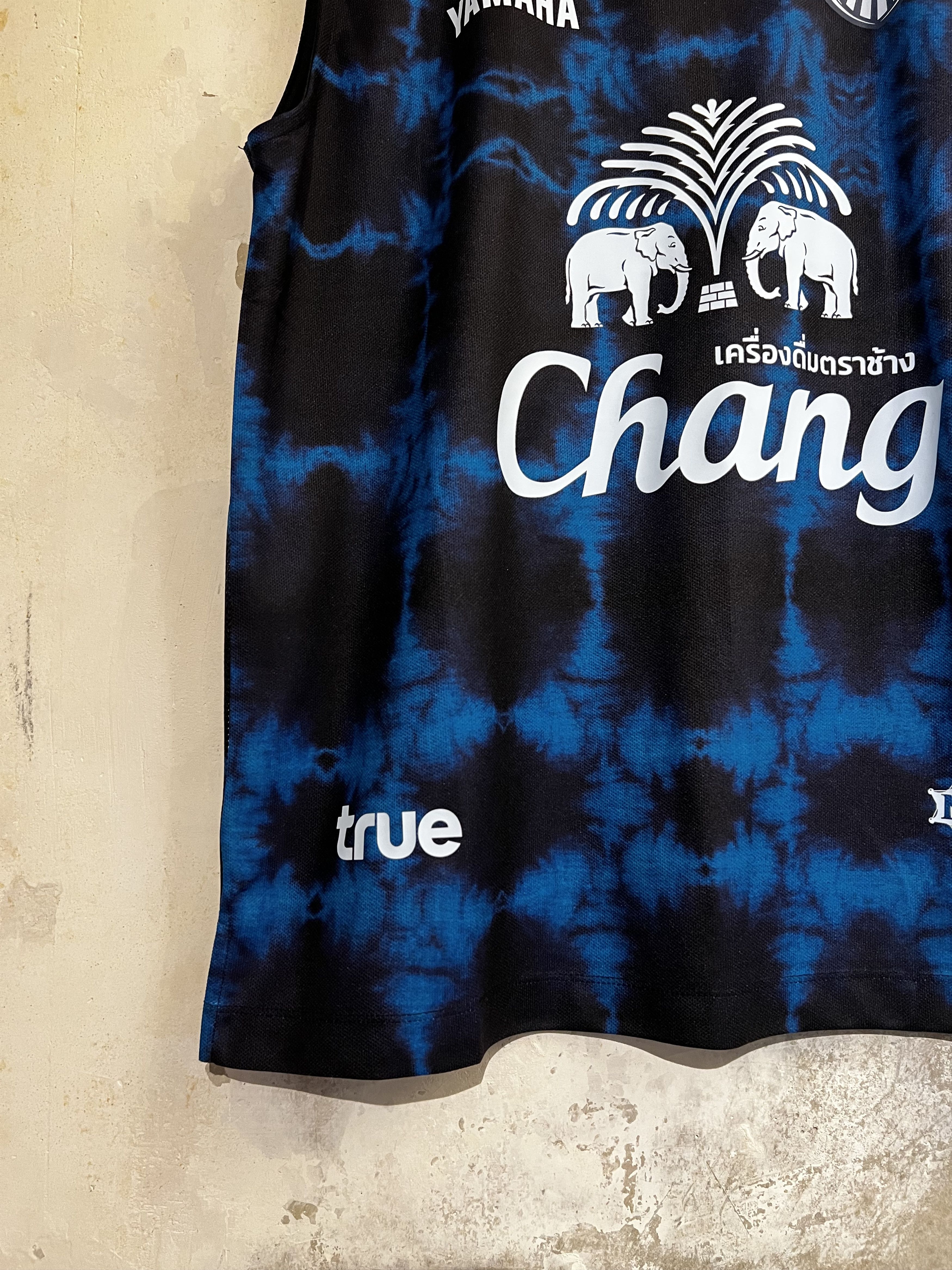 Other Original Buriram United Soccer Training Jersey Tank-Top Size US L / EU 52-54 / 3 - 3 Thumbnail