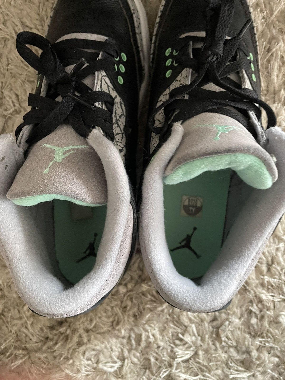 Jordan Brand Jordan 3 Green Glow Size US 7 / EU 40 - 7 Thumbnail