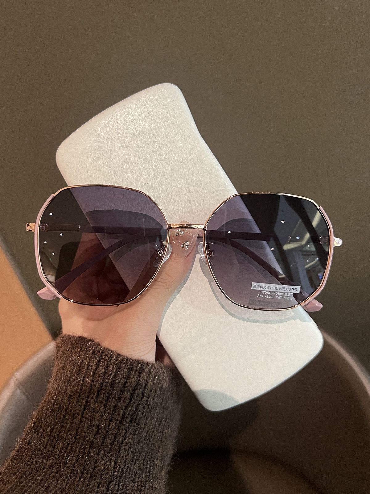 VIBE Modern Street ins style custom avant-garde sunglasses Size ONE SIZE - 4 Thumbnail