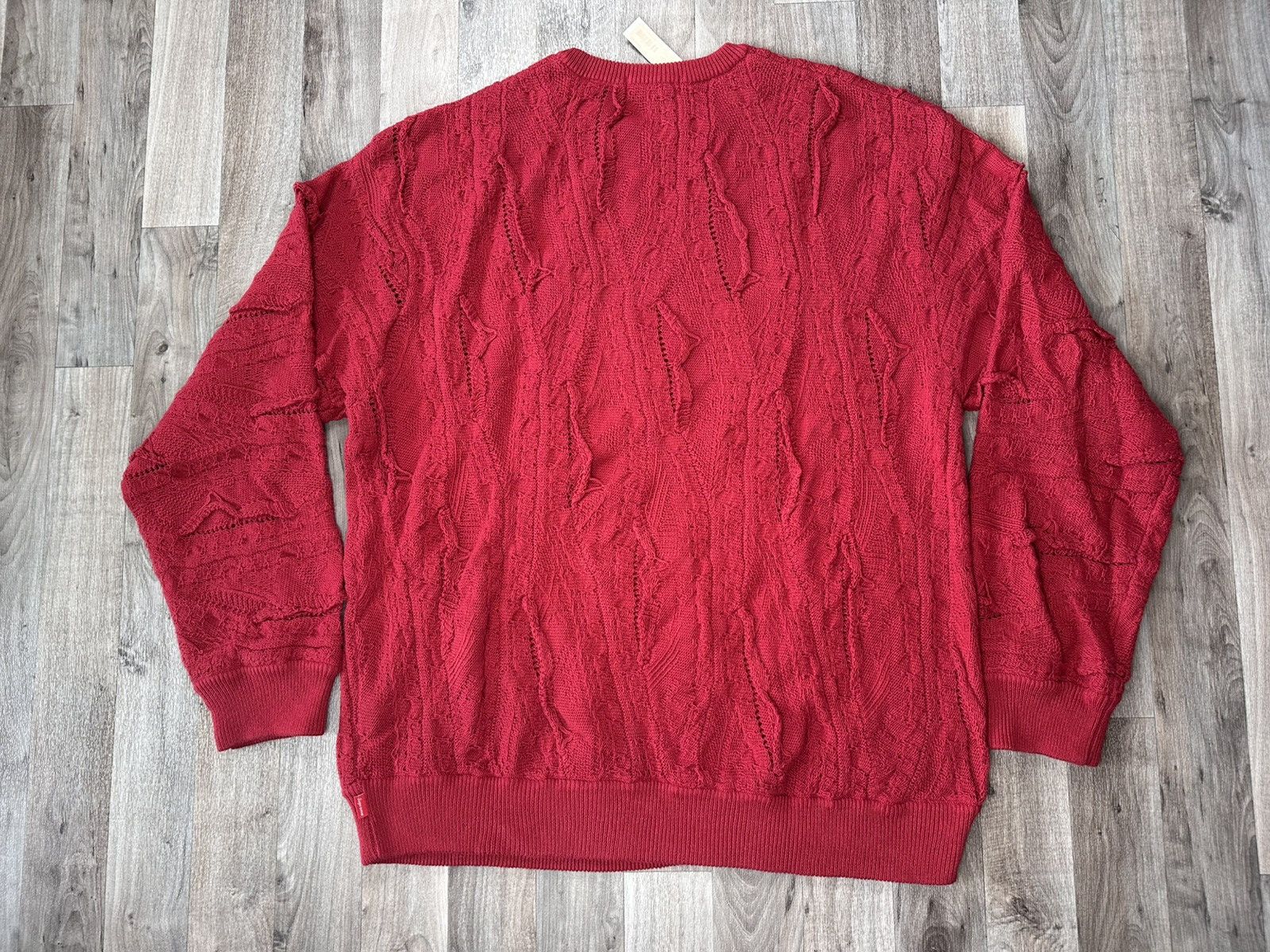 Supreme Supreme Textured Pattern Sweater Red Size US L / EU 52-54 / 3 - 5 Thumbnail