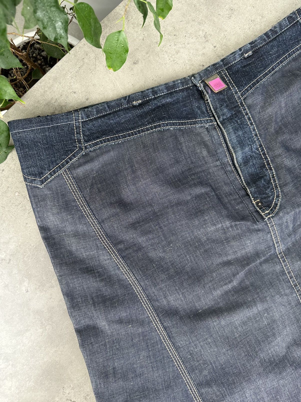 Marithe + Francois Girbaud Marithe Francois Gibraud Midi Skirt Size 30" / US 8 / IT 44 - 4 Thumbnail