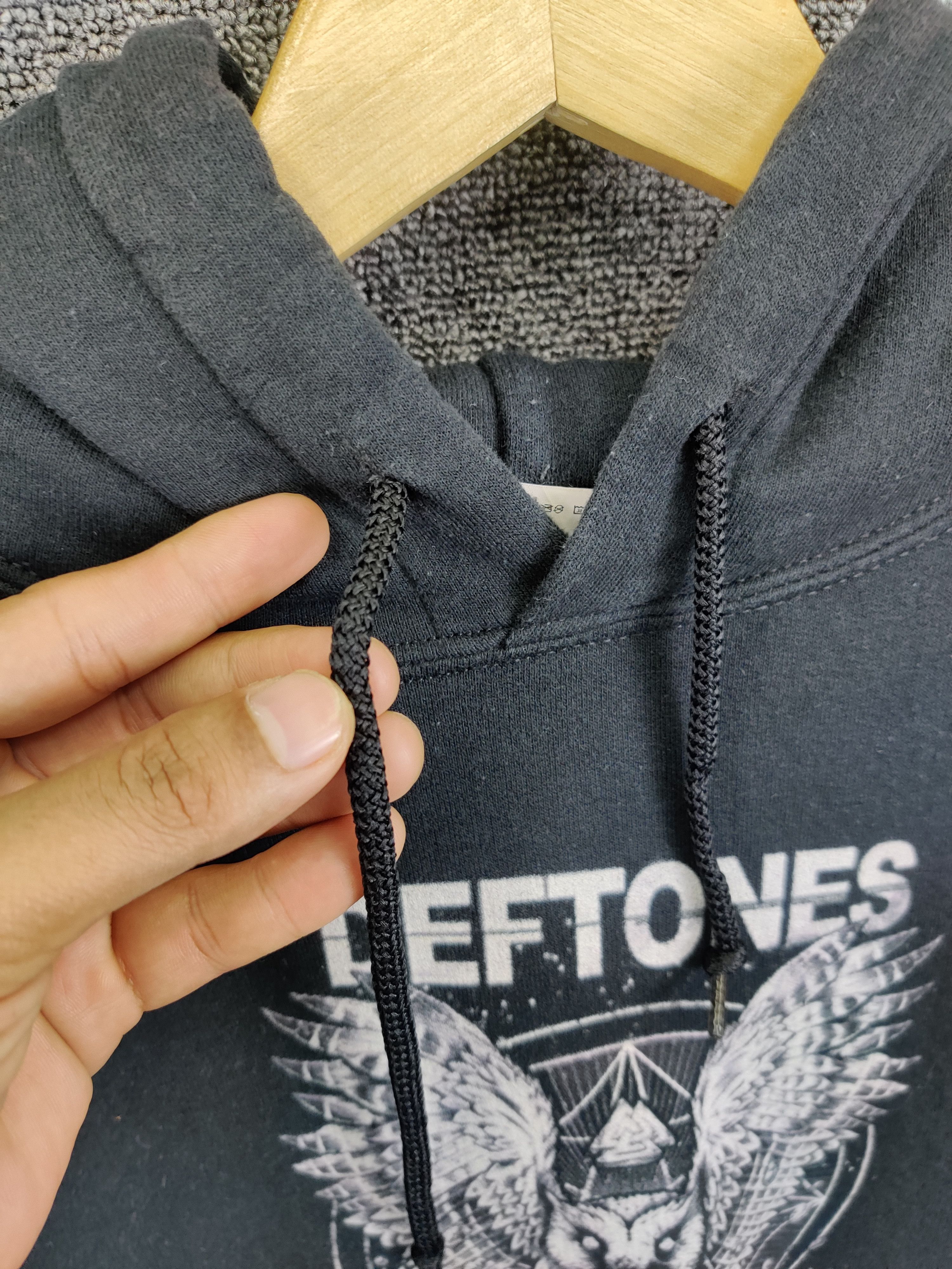 Band Tees Vintage Deftones Diamond Eyes Pullover Hoodie Size US S / EU 44-46 / 1 - 4 Thumbnail