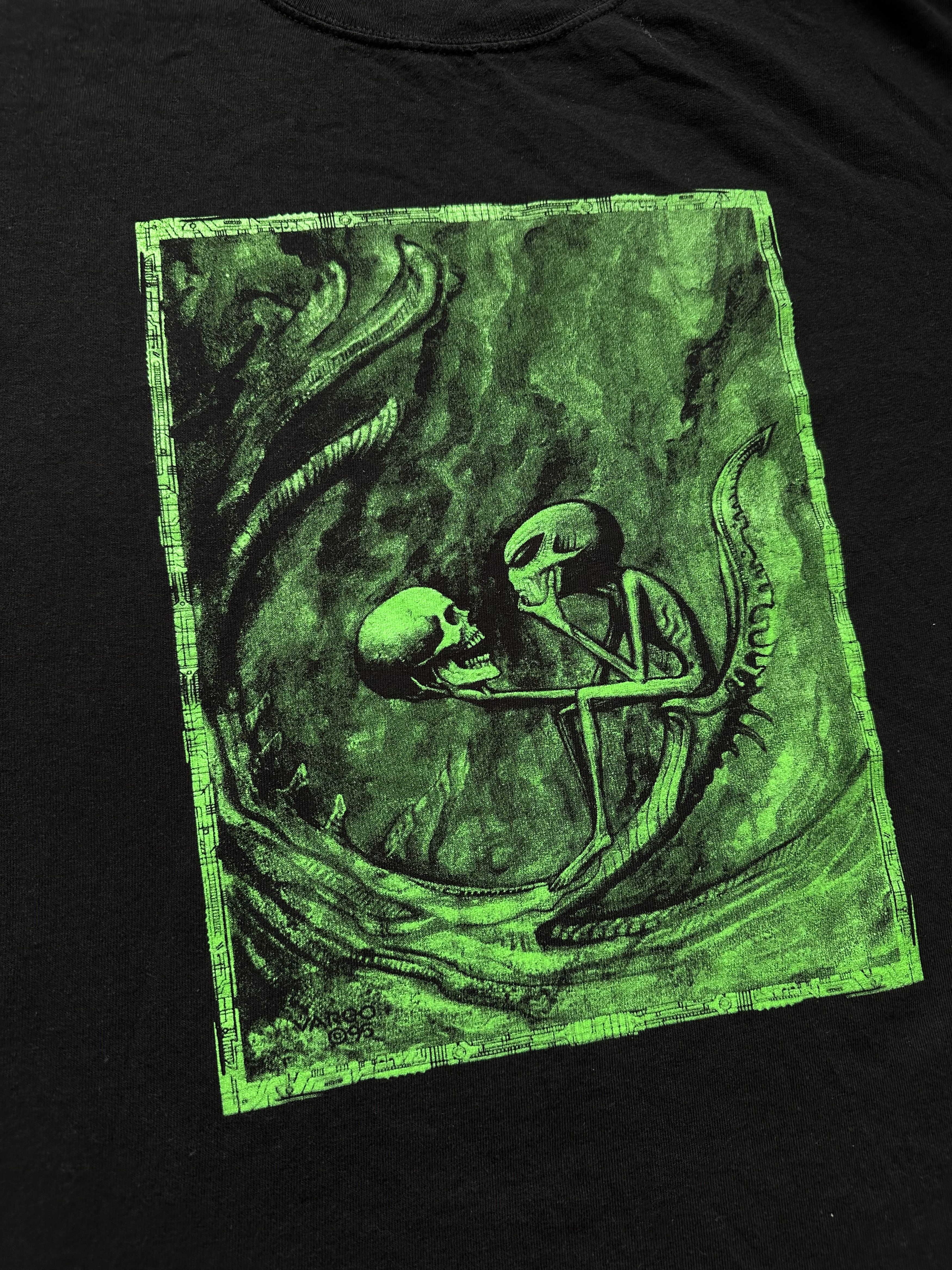 Vintage Alien vintage t shirt Size US XXL / EU 58 / 5 - 3 Thumbnail