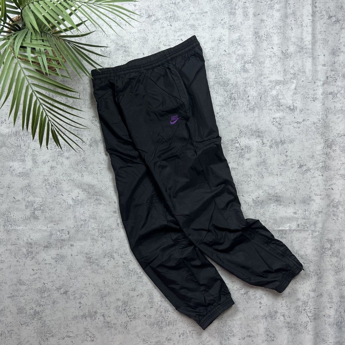 Nike 90s NIKE RETRO BASIC LOGO VINTAGE Y2K PARACHUTE SWEATPANTS Size US 30 / EU 46 - 2 Thumbnail