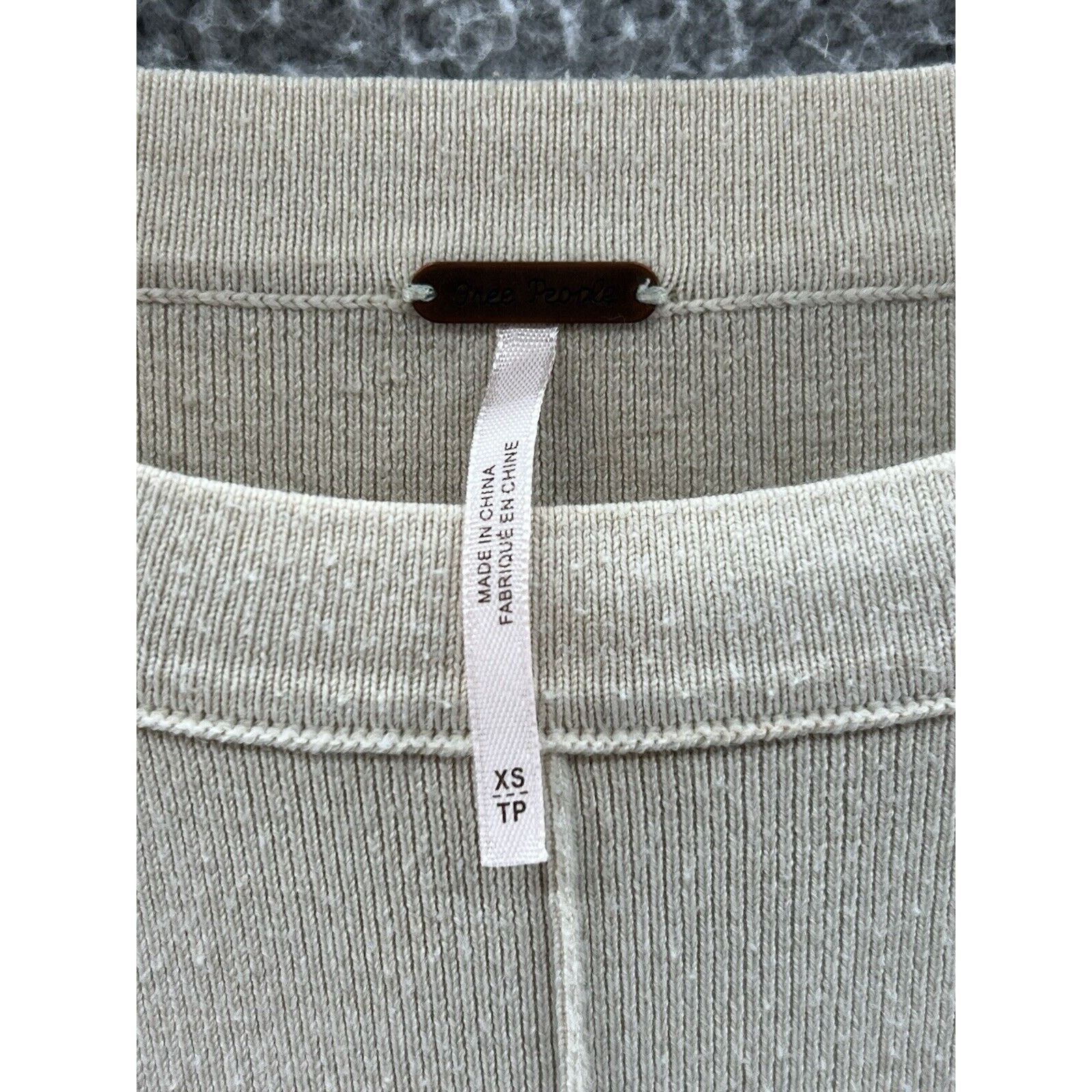 Free People Free People Sweater Slouchy Oversized Beige Balloon Sleeve Size XS / US 0-2 / IT 36-38 - 3 Thumbnail