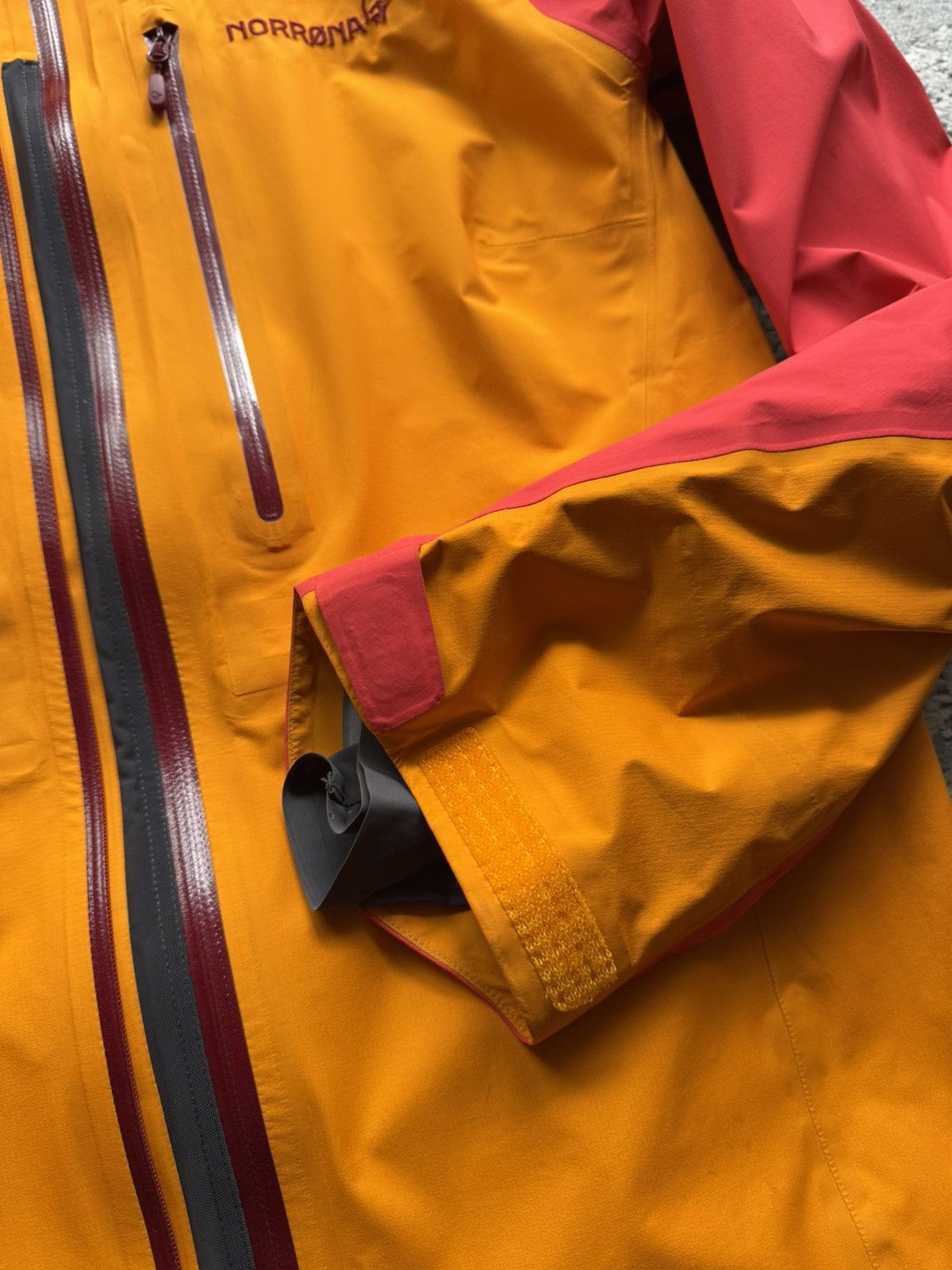 Norrona Norrona Lyngen Gore Tex Orange Crush Jacket Size L WMNS Size L / US 10 / IT 46 - 5 Thumbnail