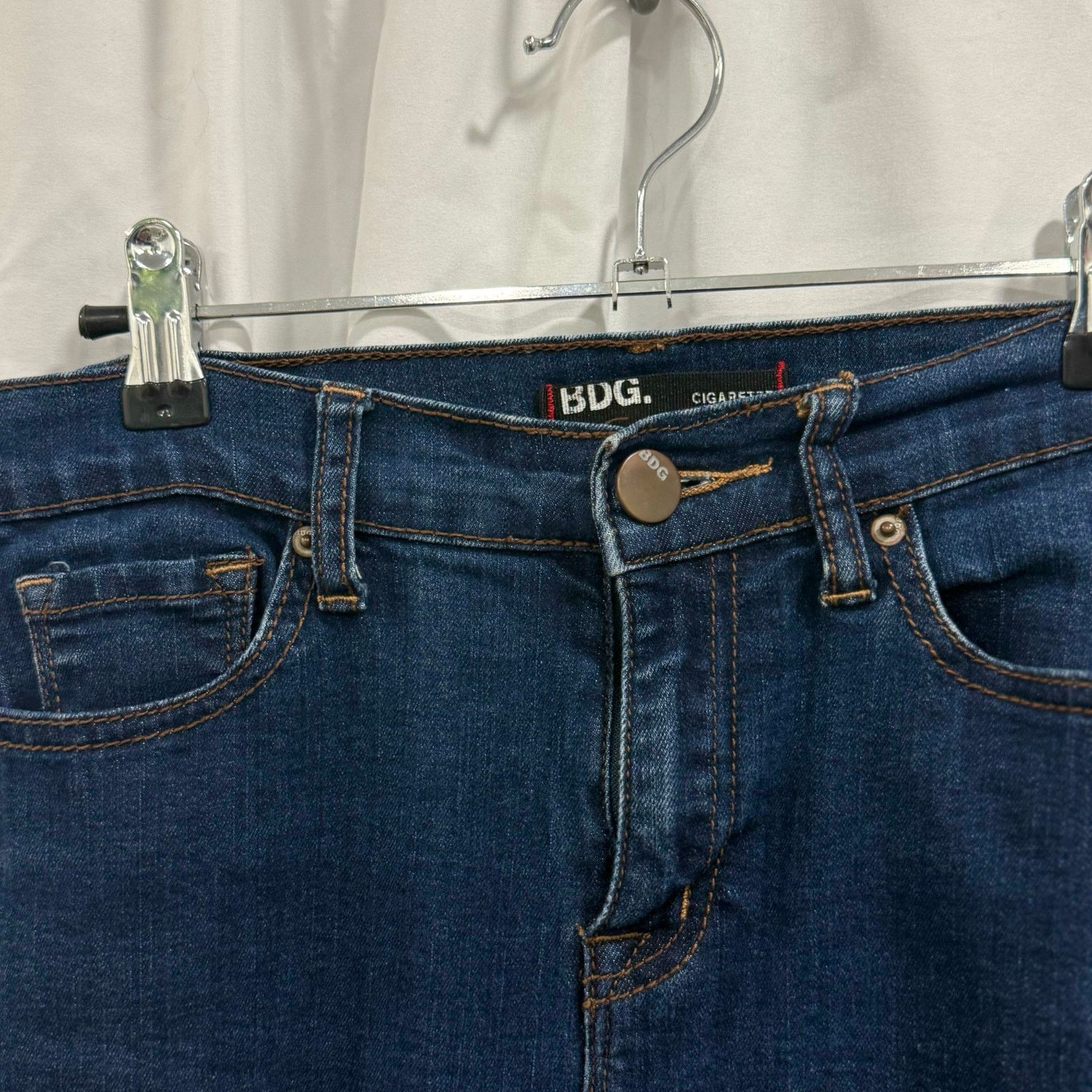 Bdg BDG Cigarette High-Rise Dark Wash Jeans | Sz 28x30 Size 28" / US 6 / IT 42 - 3 Thumbnail