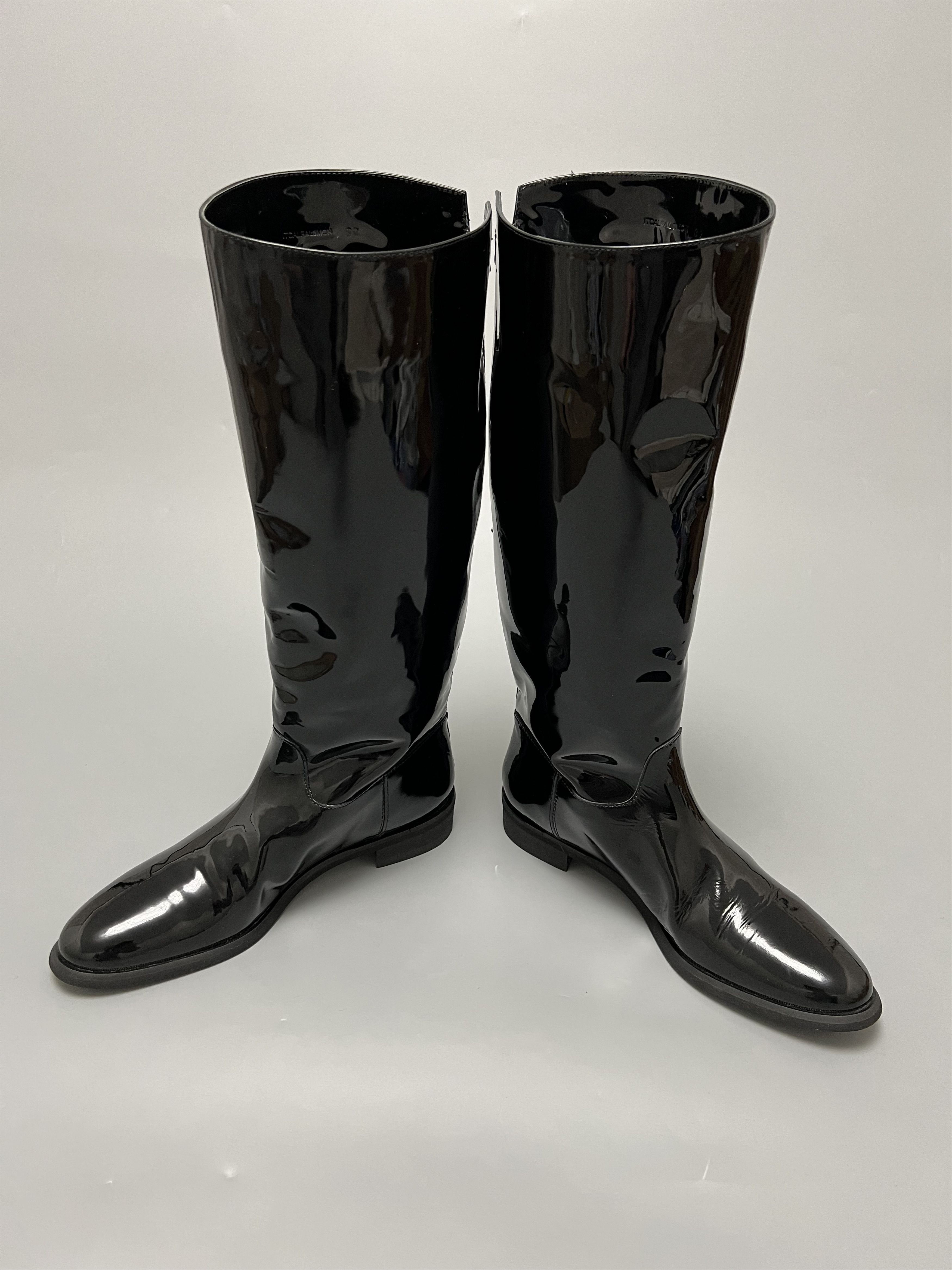 Burberry Burberry Shiny Patent Leather Black Boots Flat Knee Length Size US 8 / IT 38 - 5 Thumbnail