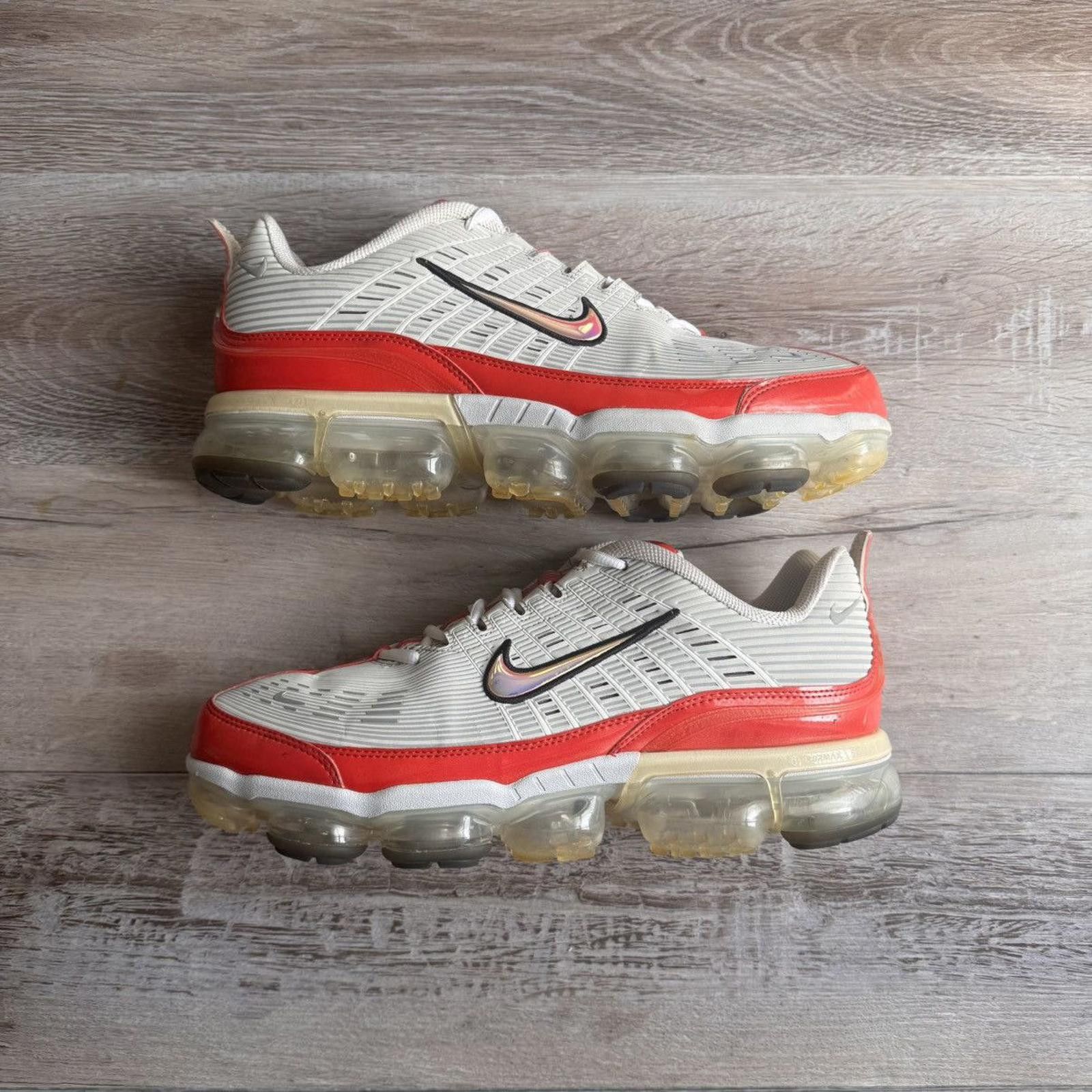 Nike NIKE • Air VaporMax 360 "OG Grey Red" (13M) Size US 13 / EU 46 - 2 Thumbnail