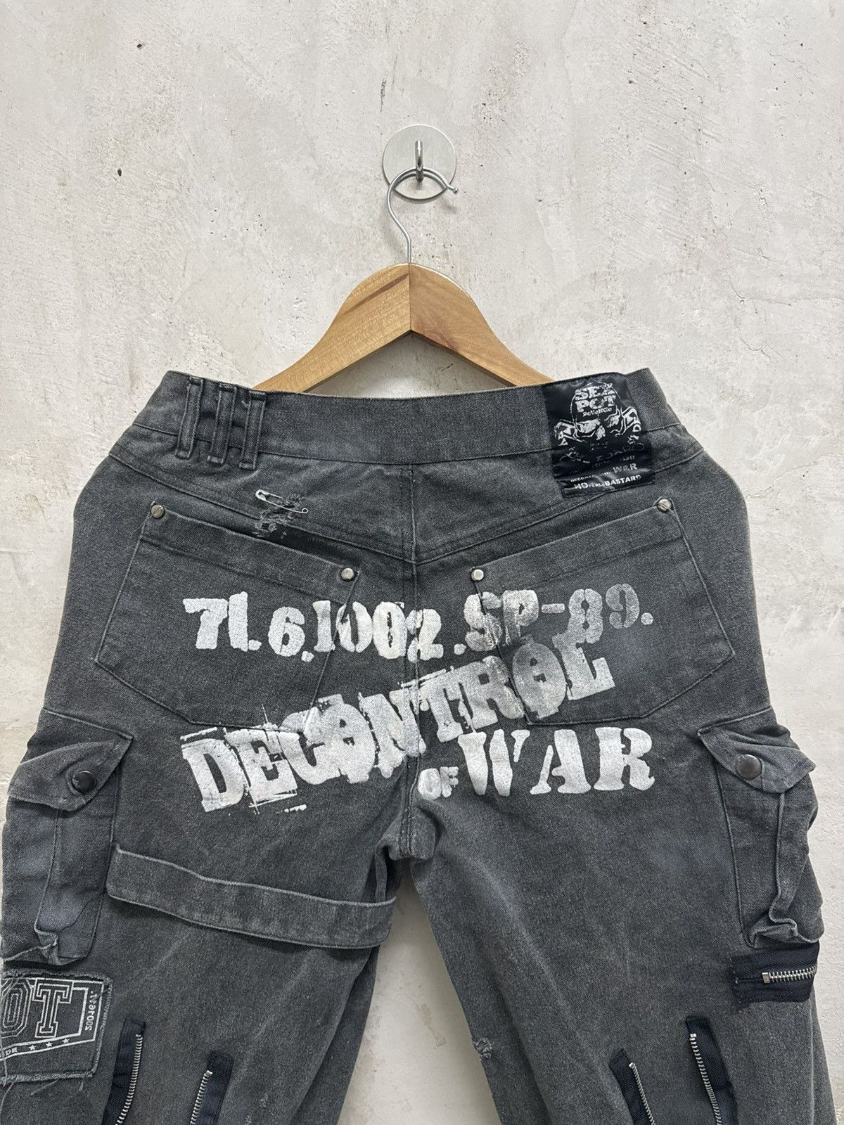 Sex Pot ReVeNGe ☠️ Sex Pot Revenge Distressed Bondage Punk Jorts Size US 30 / EU 46 - 8 Thumbnail