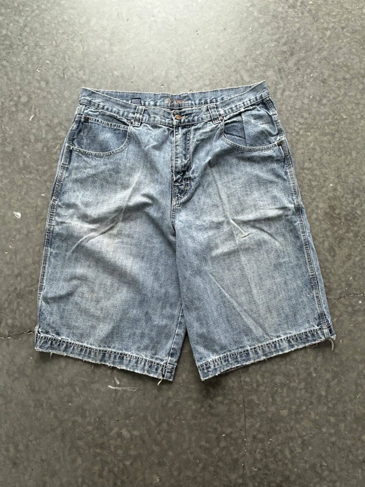 Vintage Vintage Y2K PJ Mark Baggy Jean Shorts Size US 38 / EU 54 - 1 Thumbnail
