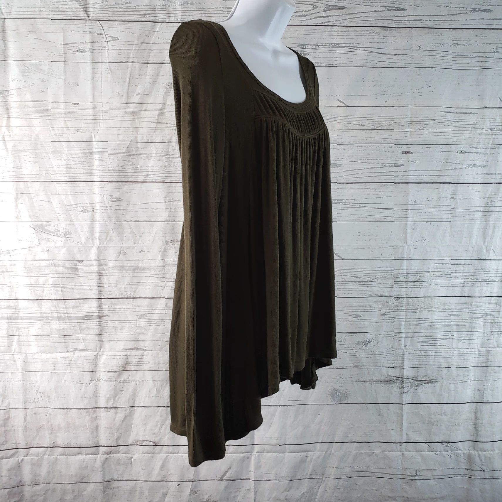 Vintage We The Free Womens Love Valley Top XS Green Ribbed Long Sleeve Rayon Blouse Shirt Woman XS Green Valley Love We The Free Size XS / US 0-2 / IT 36-38 - 3 Thumbnail