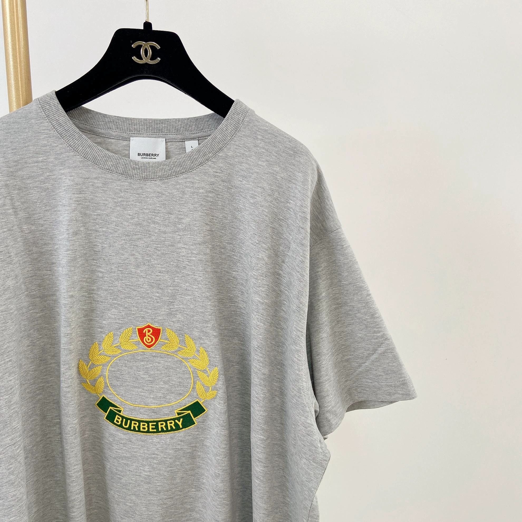 Burberry Burberry Gray Embroidered T-Shirt L with Tags 8062 Size US L / EU 52-54 / 3 - 4 Thumbnail