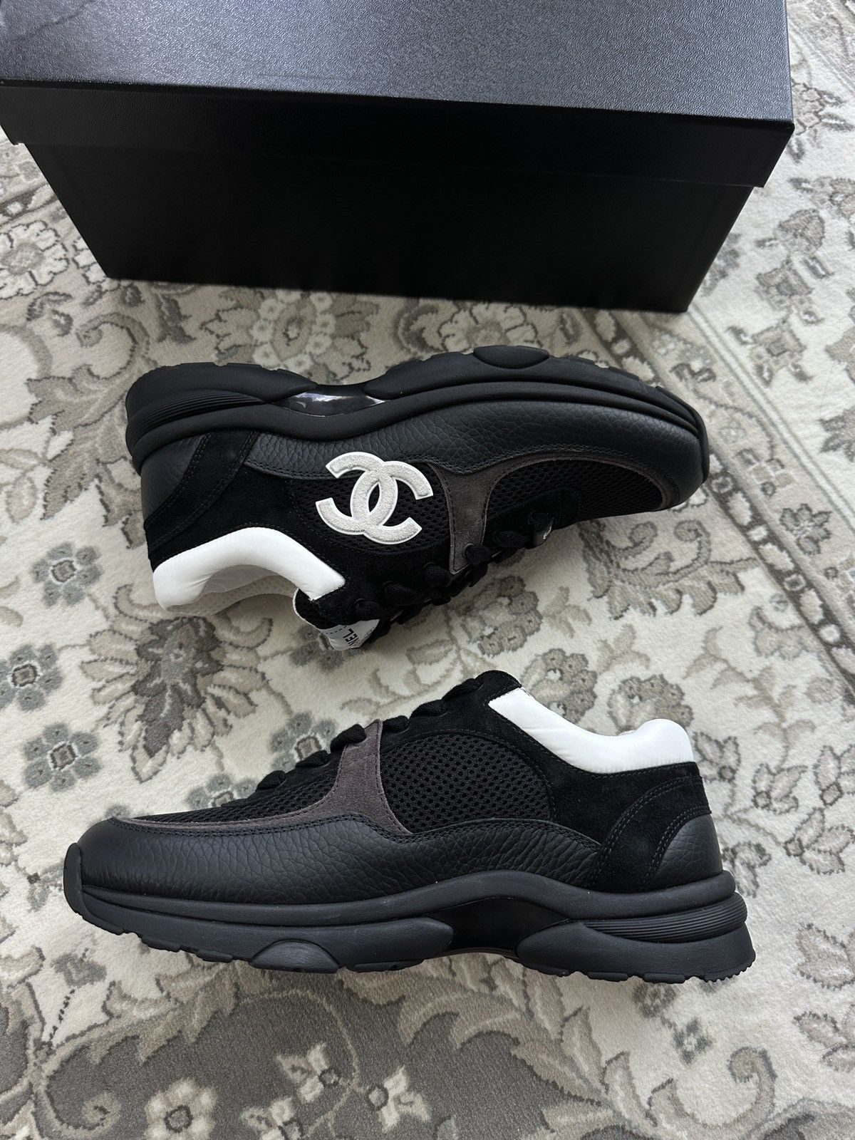 Chanel Chanel Sports Sneakers Size US 7 / EU 40 - 4 Thumbnail