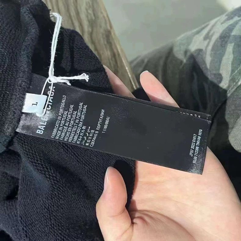 Balenciaga Balenciaga Black Embroidered Logo Hoodie-2506 Size US M / EU 48-50 / 2 - 4 Thumbnail
