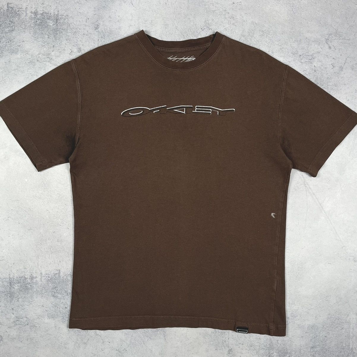 Oakley Vintage Oakley Software big logo brown tee 2000’s Size US S / EU 44-46 / 1 - 2 Thumbnail