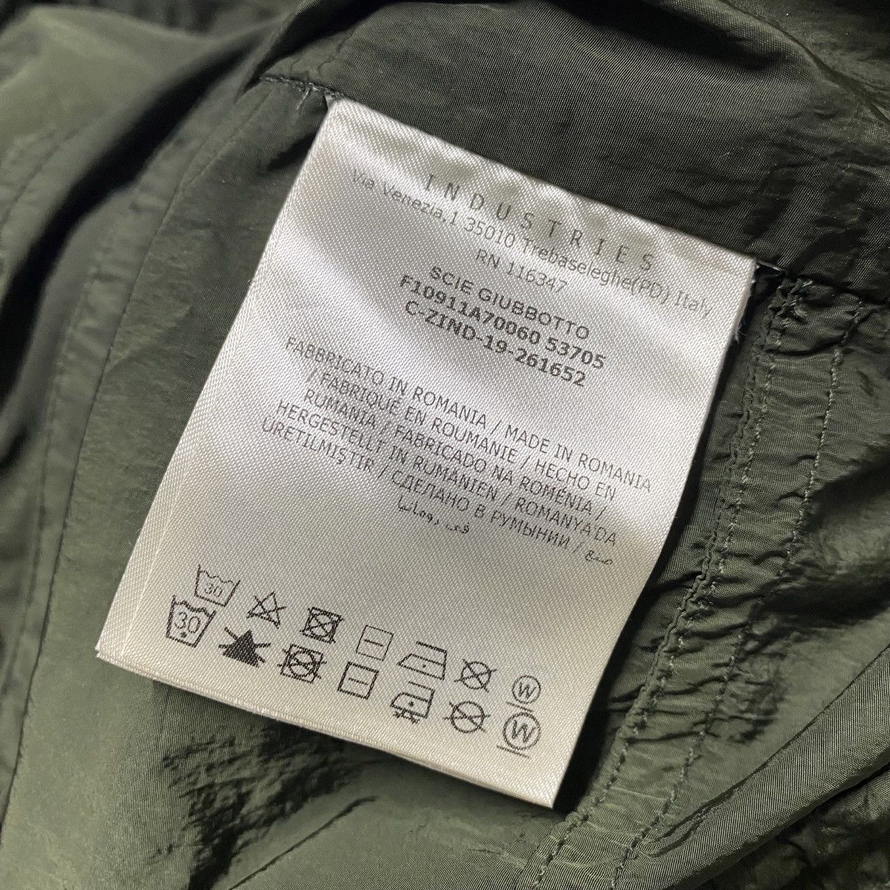 Moncler Moncler mens green light jacket size 2 M medium Size US M / EU 48-50 / 2 - 10 Thumbnail