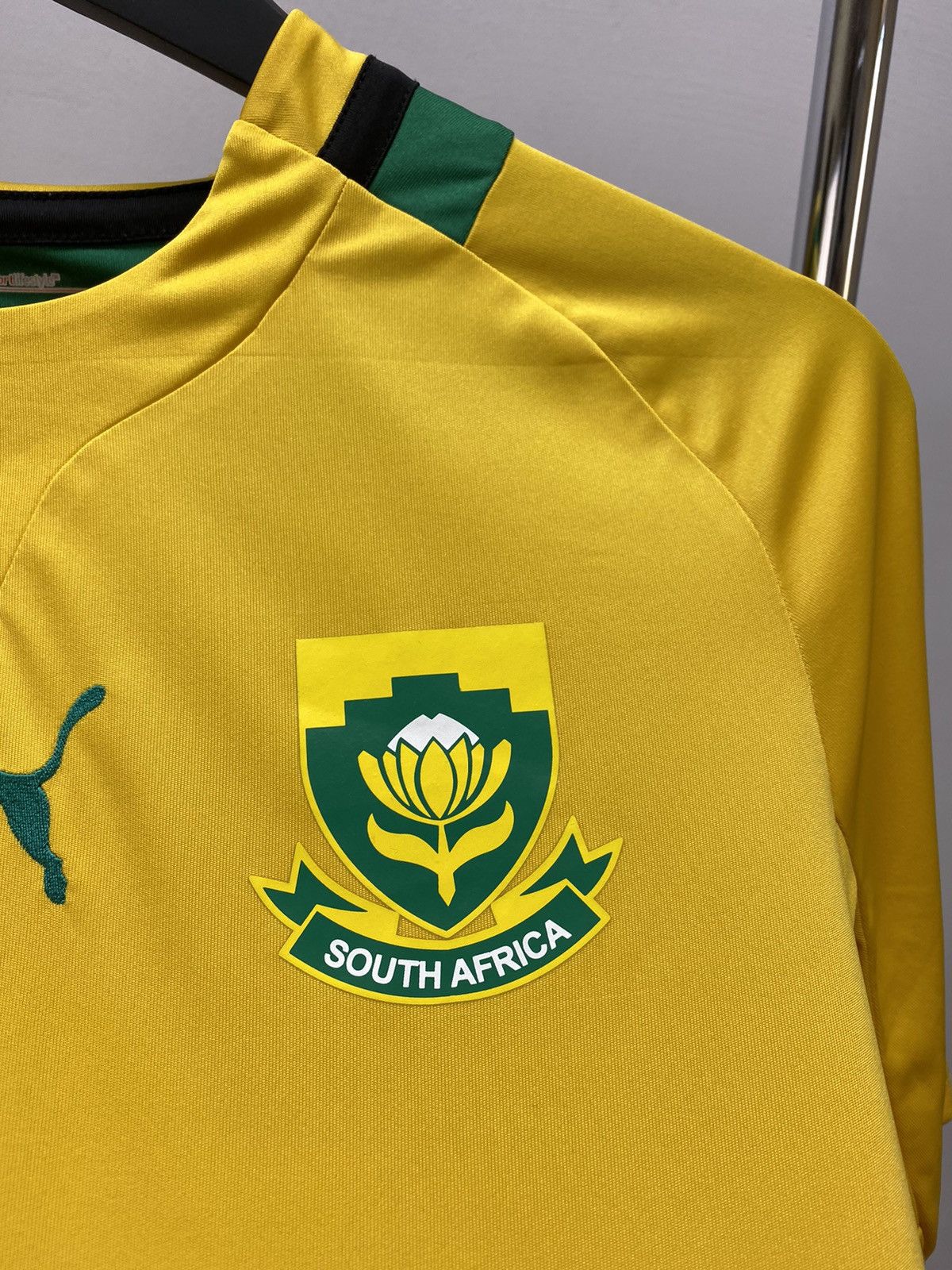 Nike South Africa 2012 2013 Home Jersey Football Soccer Shirt Kit Size US M / EU 48-50 / 2 - 15 Thumbnail