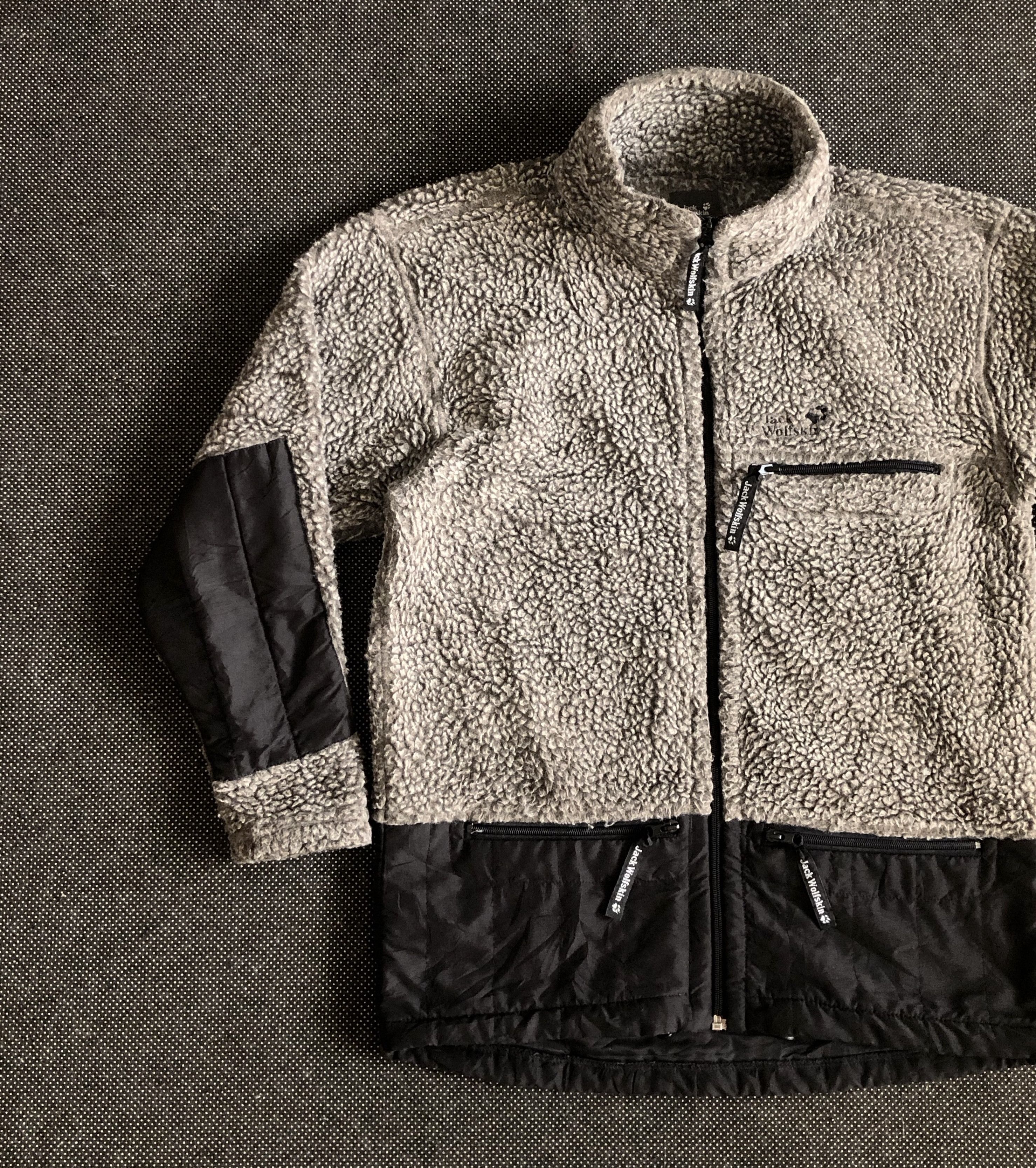 Jack Wolfskin RARE🔥VINTAGE TECHNOPILE SHERPA OUTDOOR JACKET MADE IN ITALY Size US M / EU 48-50 / 2 - 5 Thumbnail