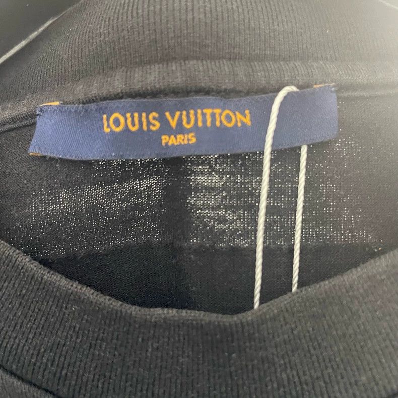 Louis Vuitton Louis Vuitton Black Lianliankan large logo short sleeve T- Size US L / EU 52-54 / 3 - 4 Thumbnail