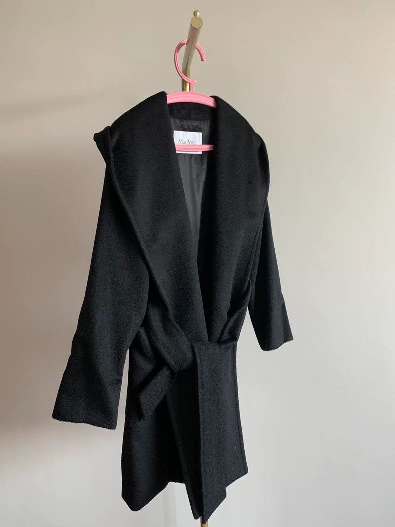 Max Mara Max Mara Bathrobe style black coat Size XS / US 0-2 / IT 36-38 - 3 Thumbnail