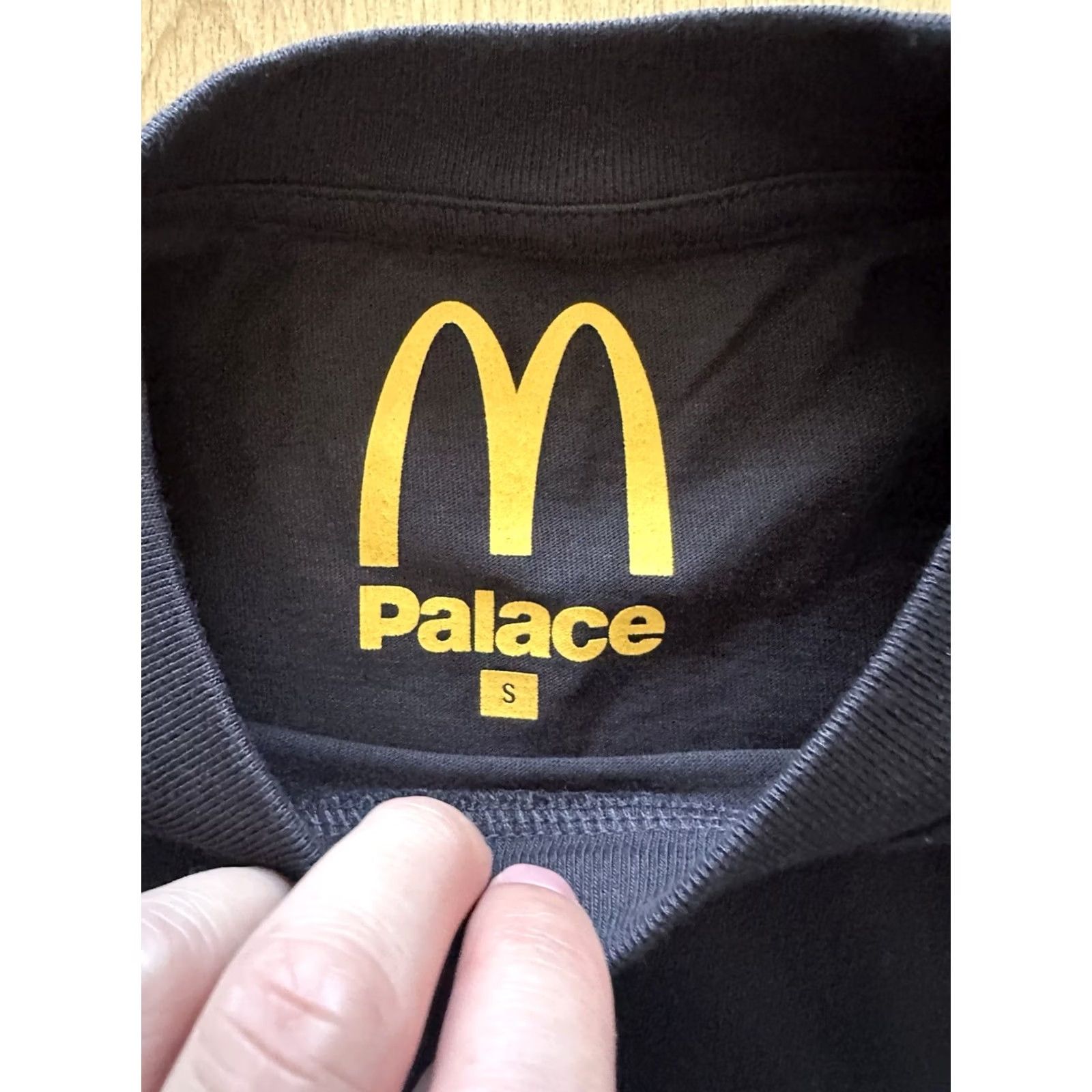Palace PALACE SKATEBOARDS X MCDONALDS SIGN Tee BLK Crew Neck Short Sleeve S Graphic Print Men 19.25” Chest 28.25” Length Limited Edition Vintage No New Size US S / EU 44-46 / 1 - 4 Thumbnail