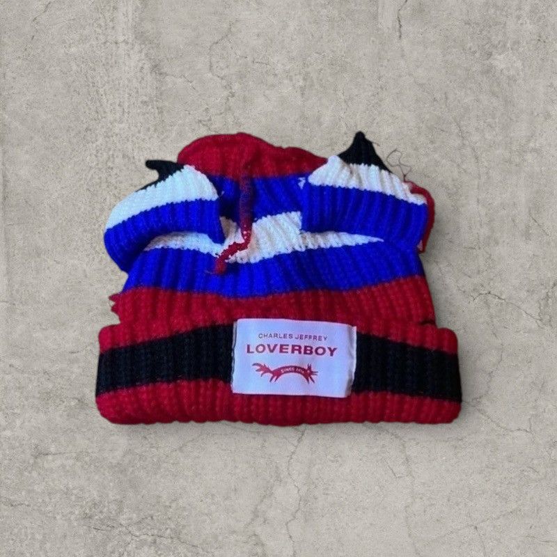 Japanese Brand Cool vintage style beanie, red/black with patch. One size Size ONE SIZE - 1 Thumbnail