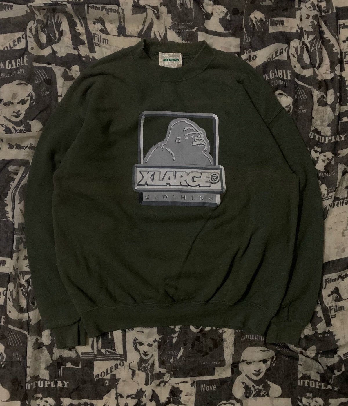 X-LARGE 💥Vintage 90s XLarge Gorilla Army Green Sweatshirt Size US M / EU 48-50 / 2 - 1 Thumbnail