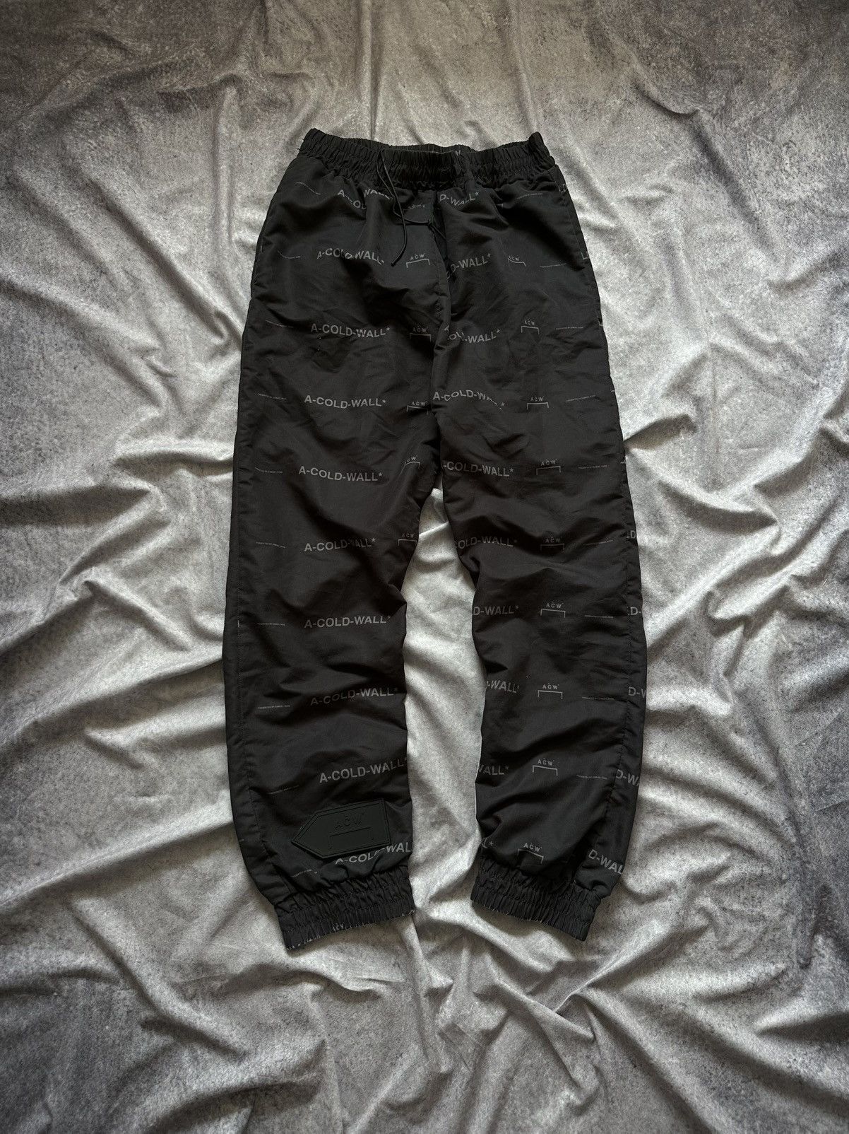 A-COLD-WALL* A Cold Wall Nylon Total Pattern Pants Size US 32 / EU 48 - 1 Thumbnail