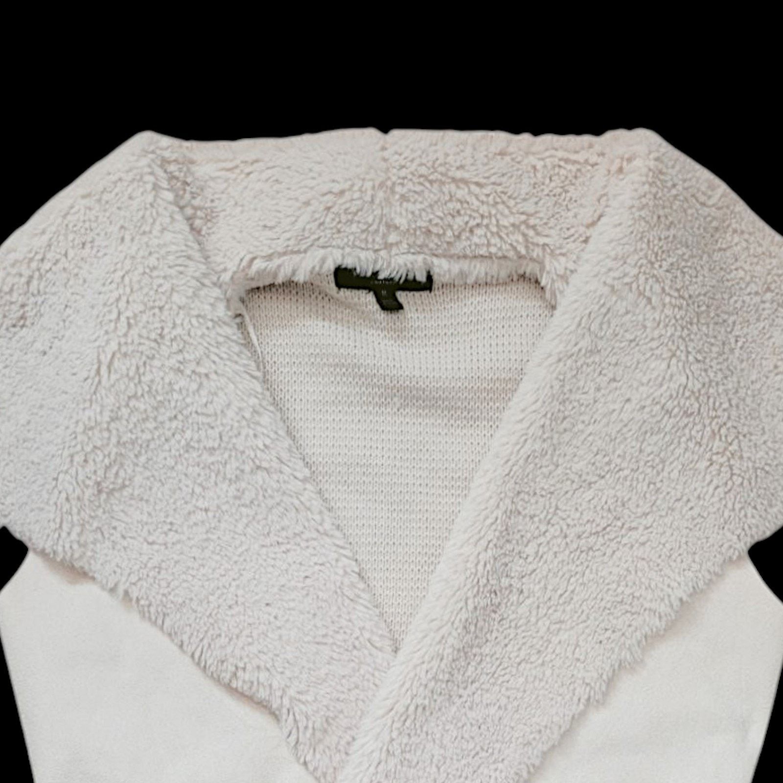 NBDN Nobrandedon Romeo & Juliet Off White Vest Cardigan | Size M Size M / US 6-8 / IT 42-44 - 3 Thumbnail