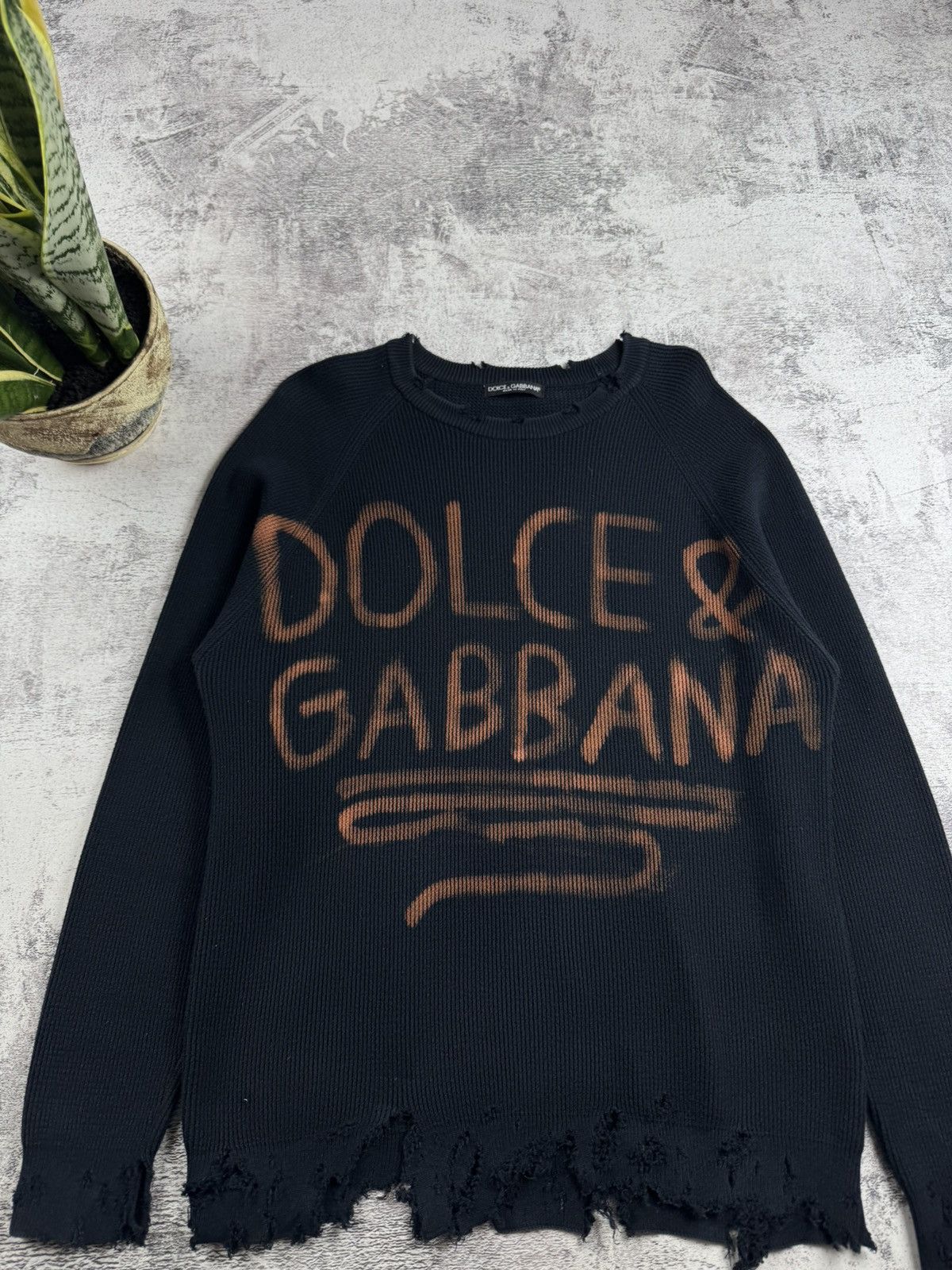 Vintage Dolce & Gabbana Distressed Y2K Thrashed Knit Faded Men’s 54 Size Sweater Pullover Size US L / EU 52-54 / 3 - 4 Thumbnail