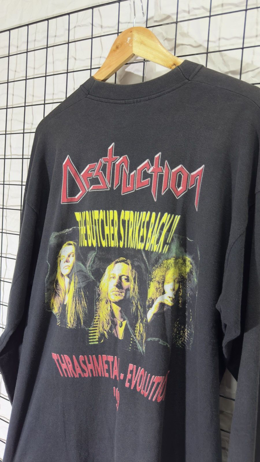 Band Tees Vintage 1999 destruction tour metal band tee shirt Size US XL / EU 56 / 4 - 8 Thumbnail