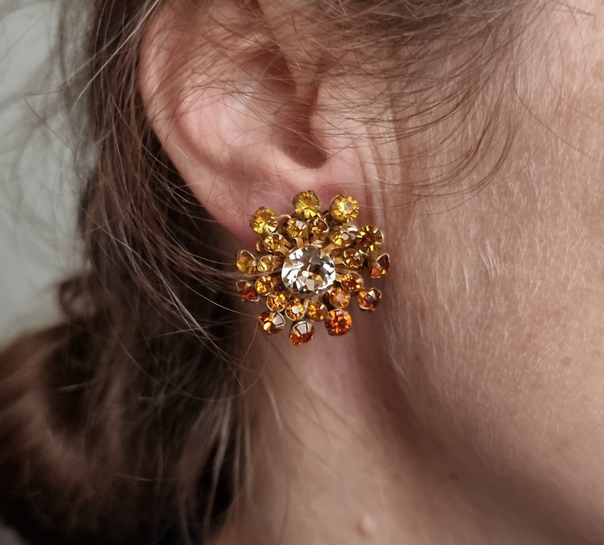 Miriam Haskell Vintage 1930s-1940s MIRIAM HASKELL Signed Clip-On Earrings G Size ONE SIZE - 2 Thumbnail