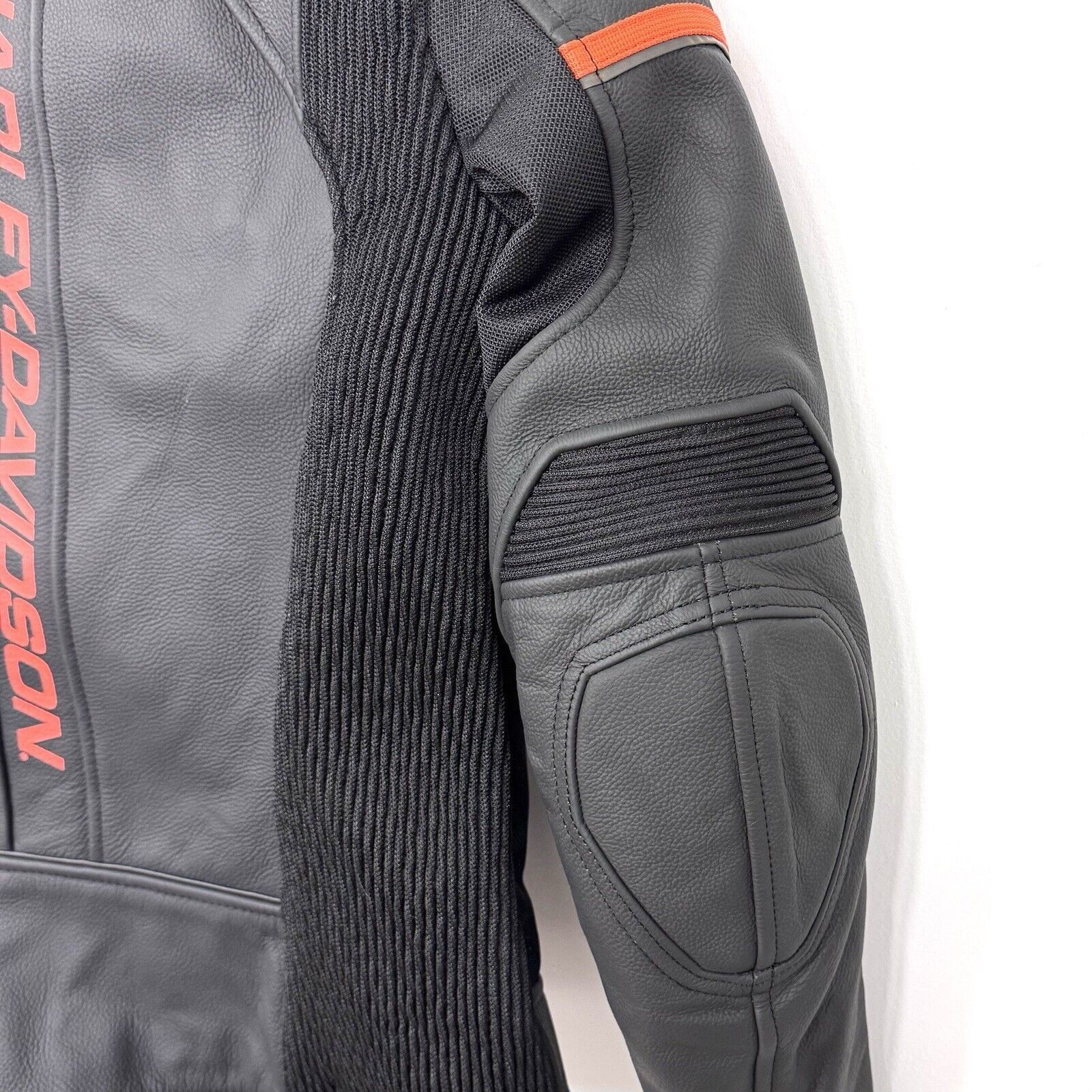 Harley Davidson Harley-Davidson Women's Brawler Leather Jacket - 98007-21VW Size S / US 4 / IT 40 - 6 Thumbnail