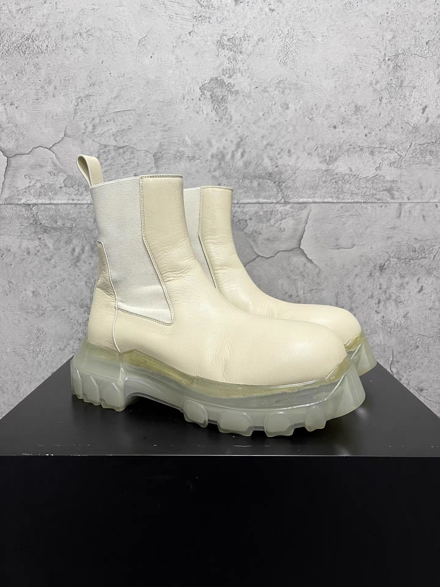 Rick Owens Rick Owens Tractor Sole Chelsea Boots K34 Size US 6 / EU 39 - 1 Thumbnail