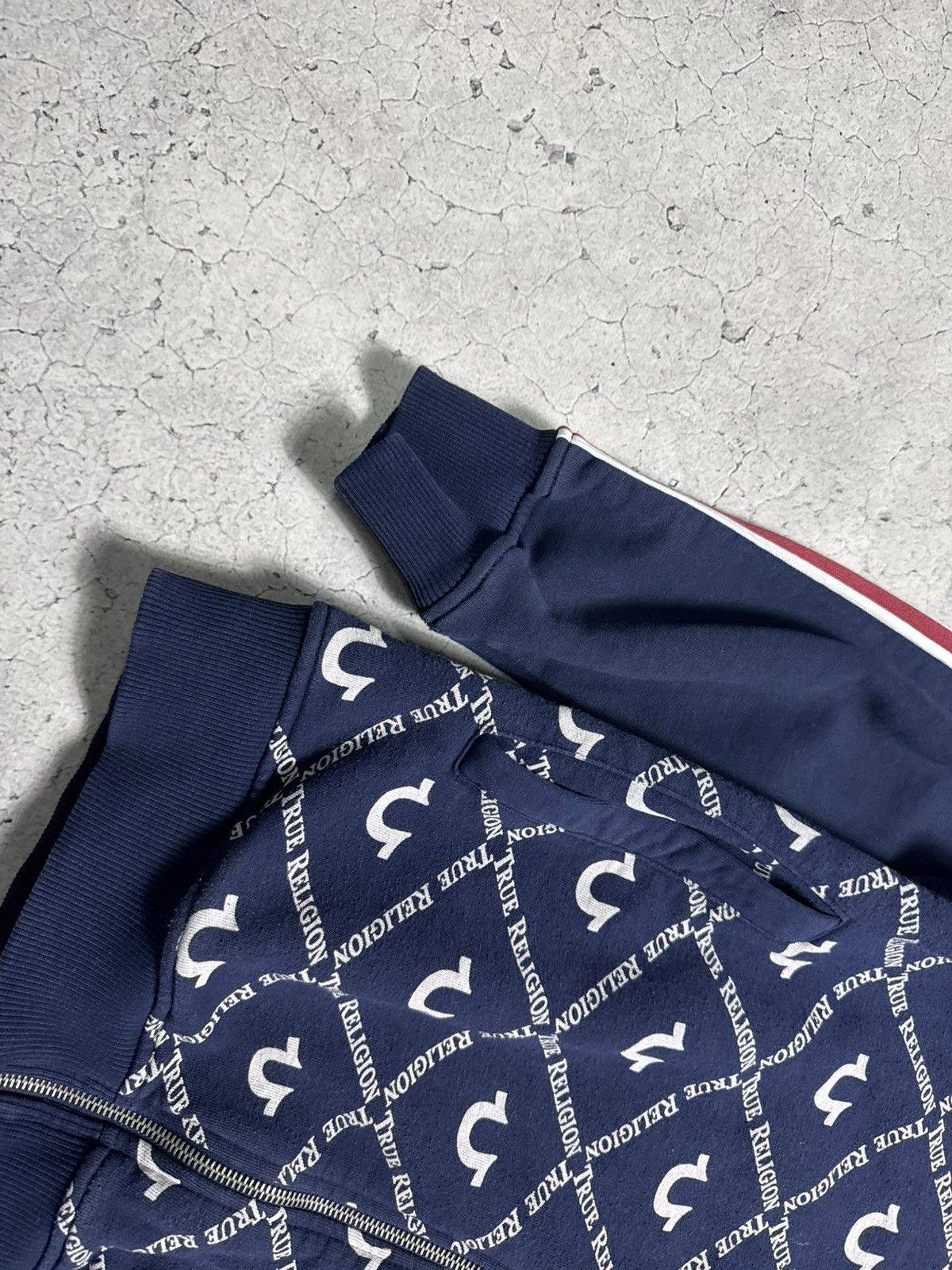 True Religion True Religion Monogram Track Suit Jacket & Pants Hype Size US M / EU 48-50 / 2 - 3 Thumbnail