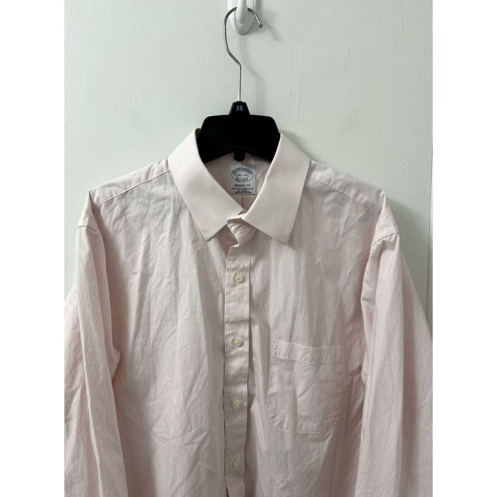 Brooks Brothers Brooks Brothers Shirt Mens 16.5 Pink Oxford Striped Regent Supima Button Up L/S Non-Iron Dress Shirt Size US XL / EU 56 / 4 - 2 Thumbnail