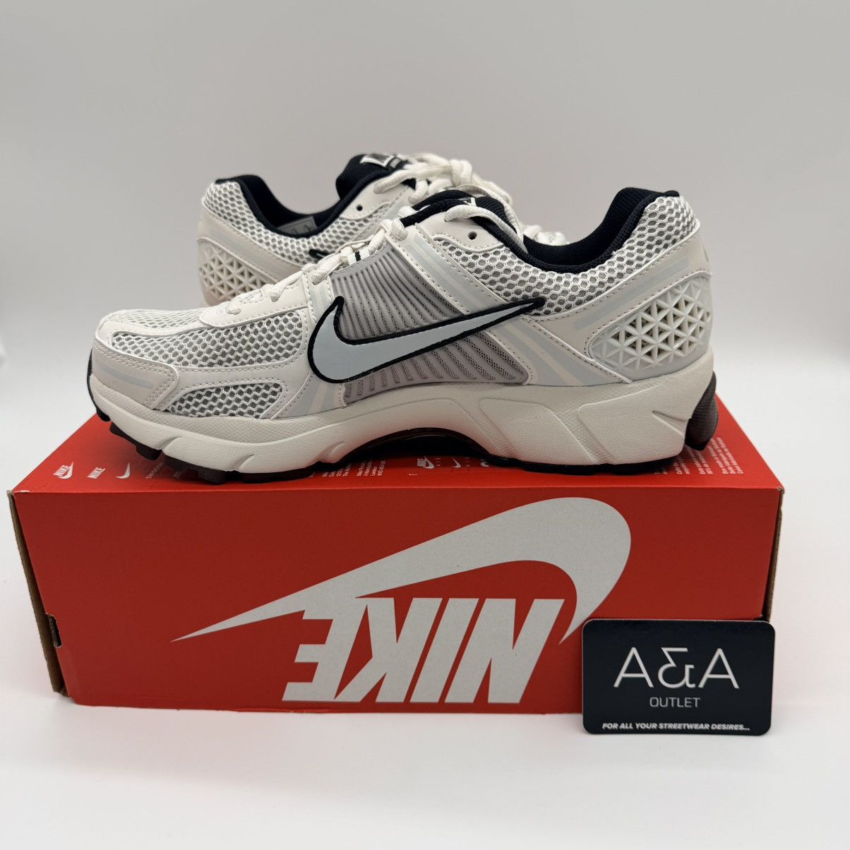 Nike Nike Zoom Vomero 5 Phantom Light Iron Ore US 11 Brand New Size US 11 / IT 41 - 2 Thumbnail