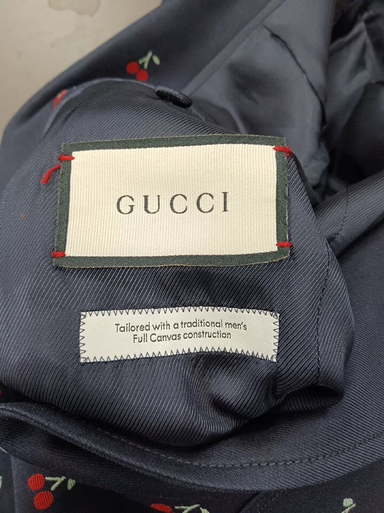 Gucci Gucci Full-print cherry fashion casual suit 2504-Nextarrow Size XS / US 0-2 / IT 36-38 - 3 Thumbnail